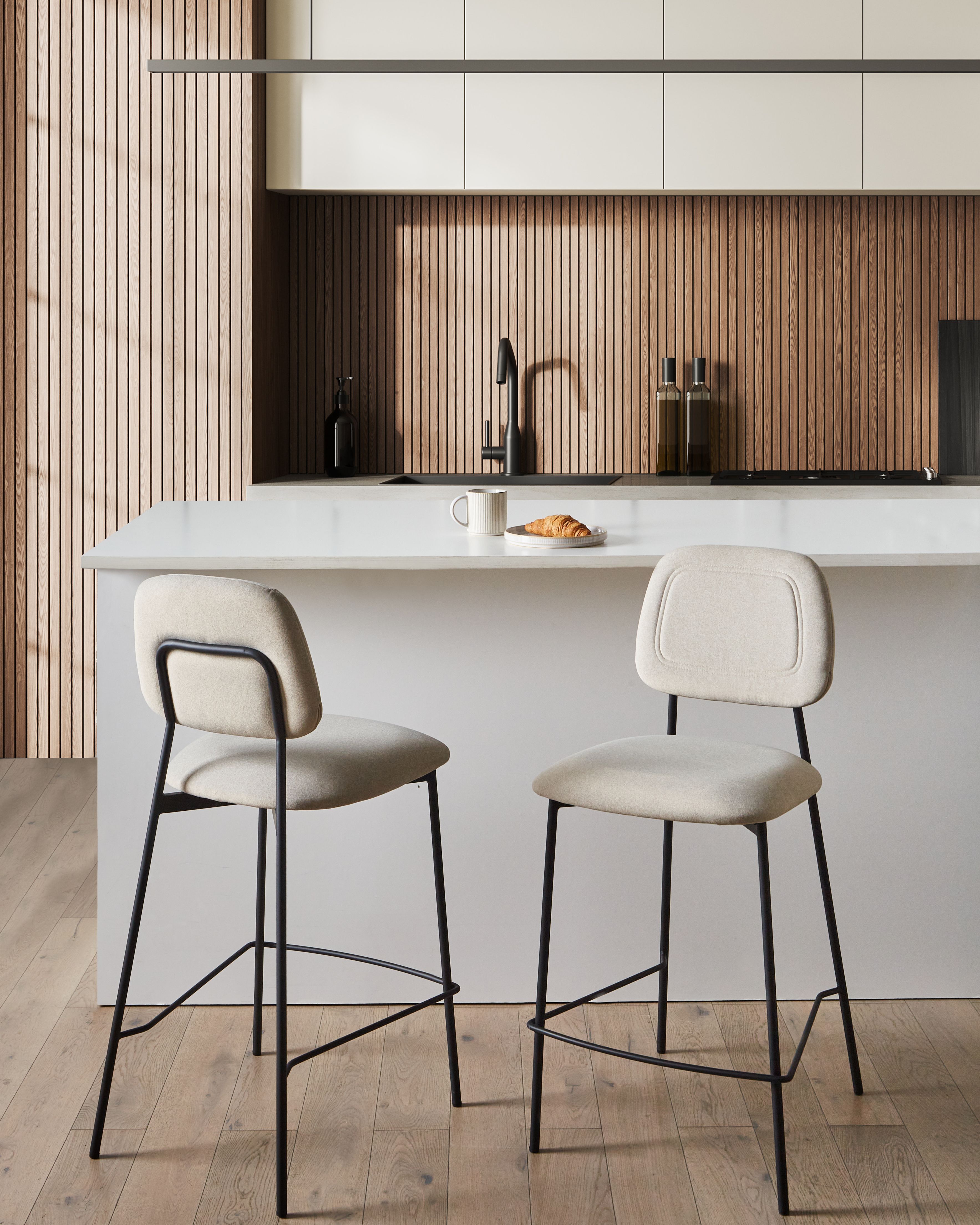 Set of 2 Bar Chairs DUETTE Velvet Light Beige