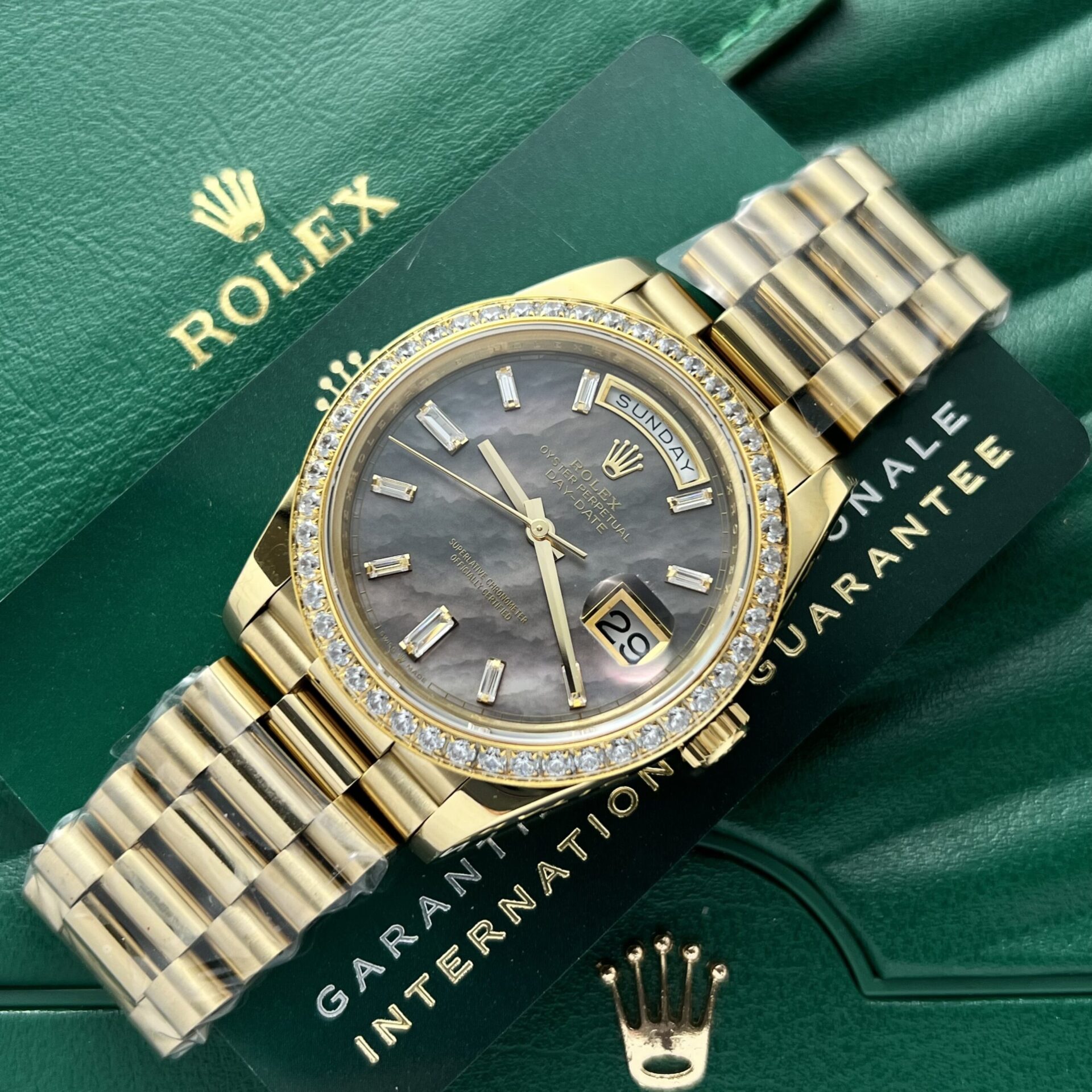 Rolex Day-Date Fake Watch Mother Of Pearl Dial President Strap 40mm - Elite Watch Atelier
