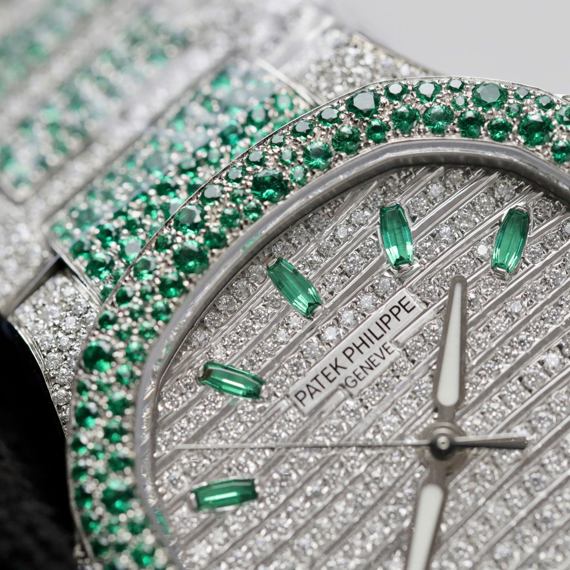 Patek Philippe Best Copies Watch Nautilus 7118 Custom Diamonds Moissanite Hong Kong 35.2mm - Top club