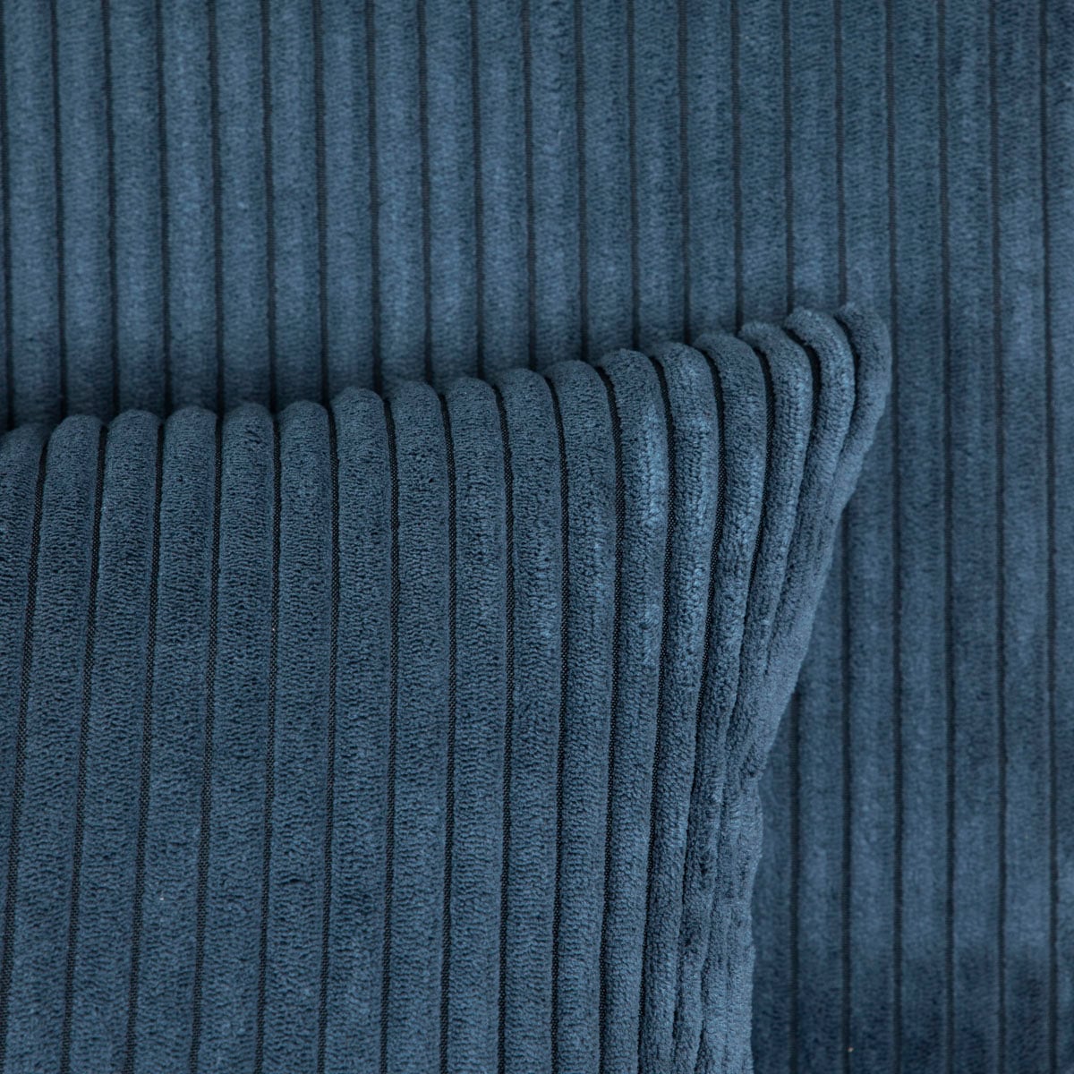 Sofa SOLACE 2-osobowa, z funkcją spania sztruksowa granatowa 140x91x84 cm