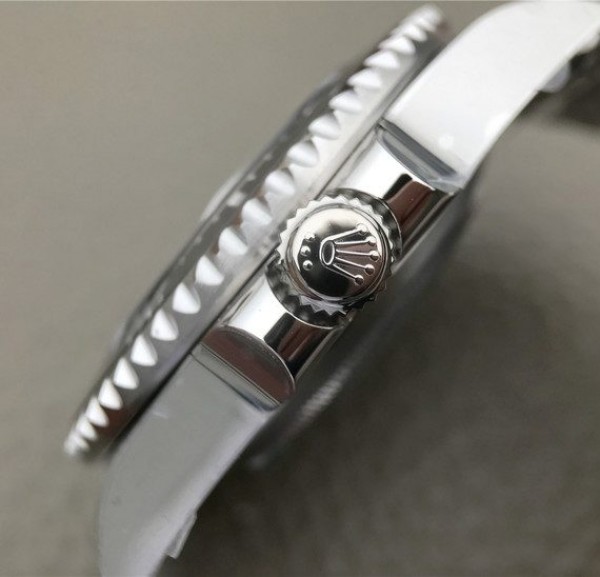 Replica Rolex Sea-Dweller 2017 Baselworld 126600 ARF 904L Bracelet A2824 - Top club