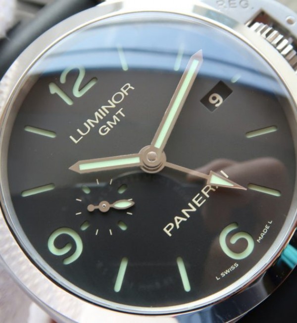 Replica Panerai VSF PAM320 GMT Rubber Strap P.9001 Super Clone - Elite Watch Atelier