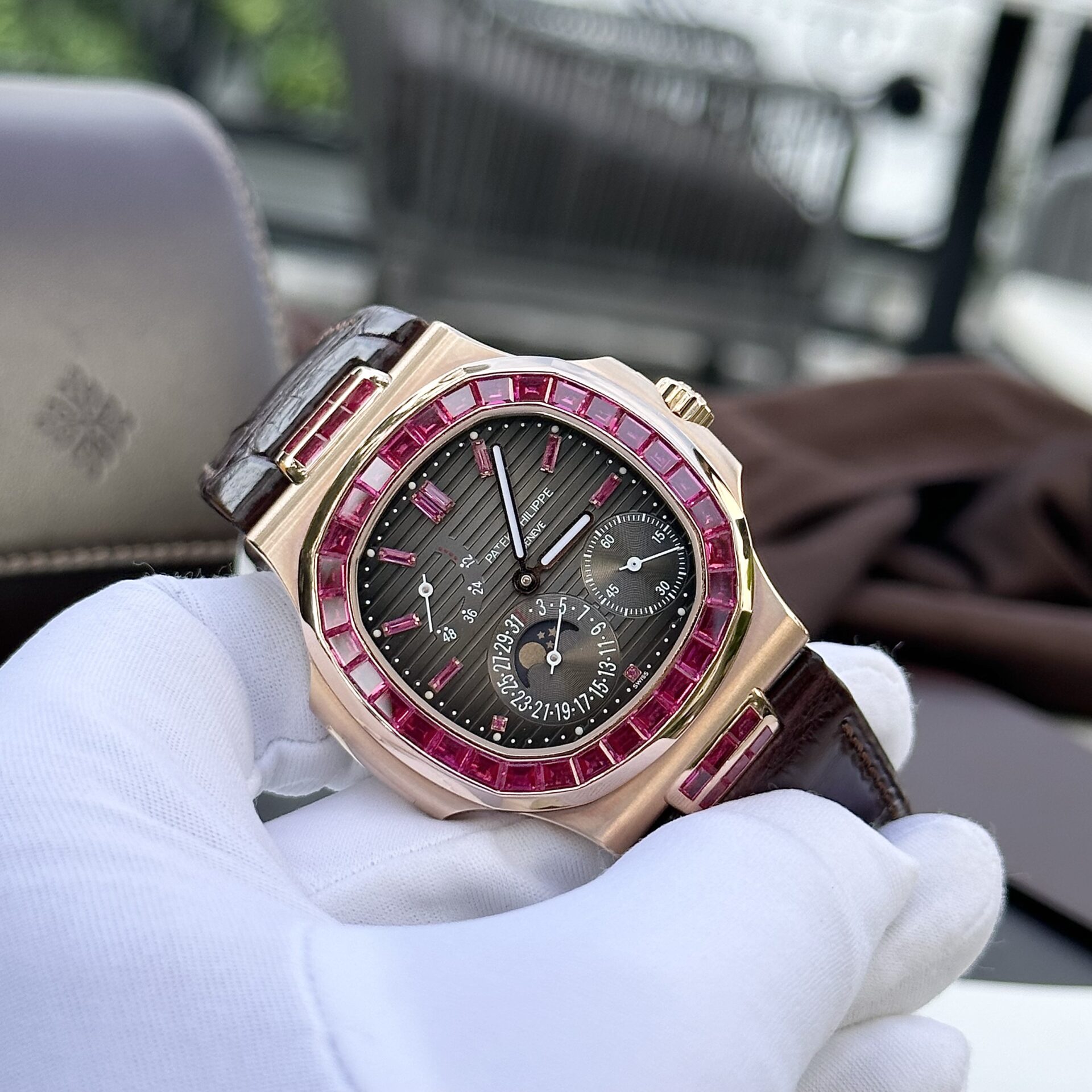 Patek Philippe Nautilus 5724 Gold Wrapped With Ruby Replica Watch 40mm - Top club