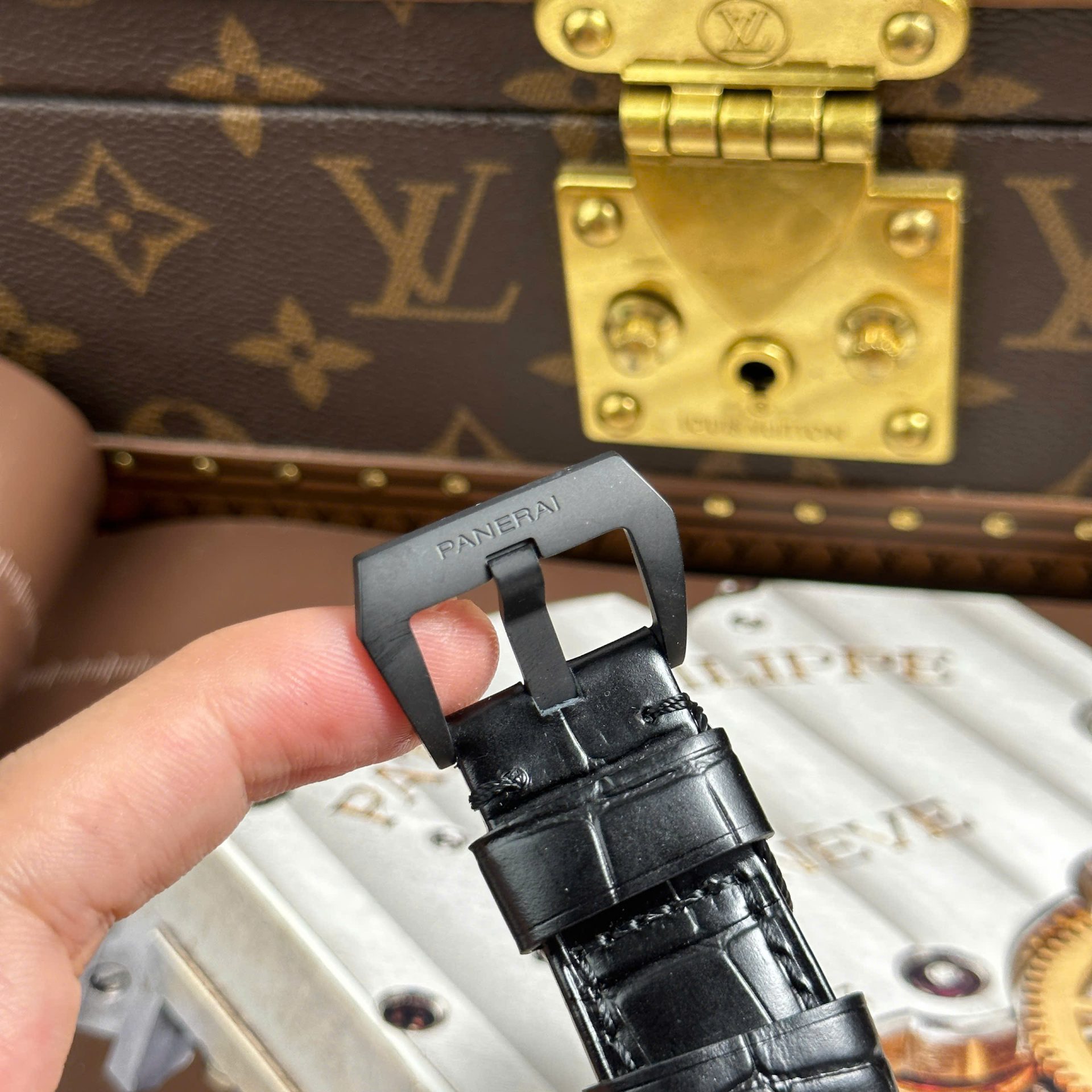 Panerai Luminor GMT PAM1279 Replica Watches Automatic Movement Leather Strap VS Factory 42mm - Top club