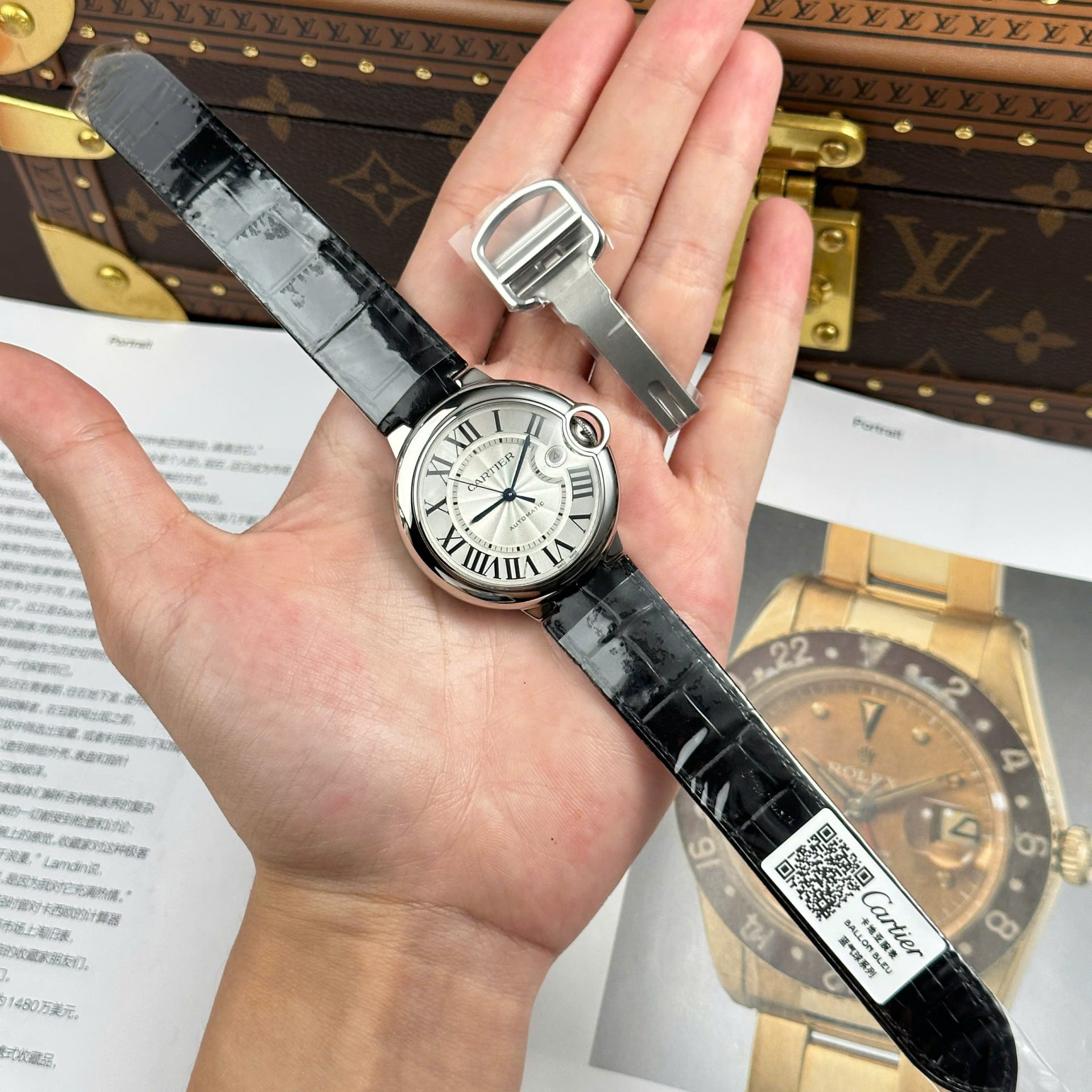 Cartier Ballon Bleu Replica 11 Watch White Dial Leather Strap AF Factory 40mm - Top club
