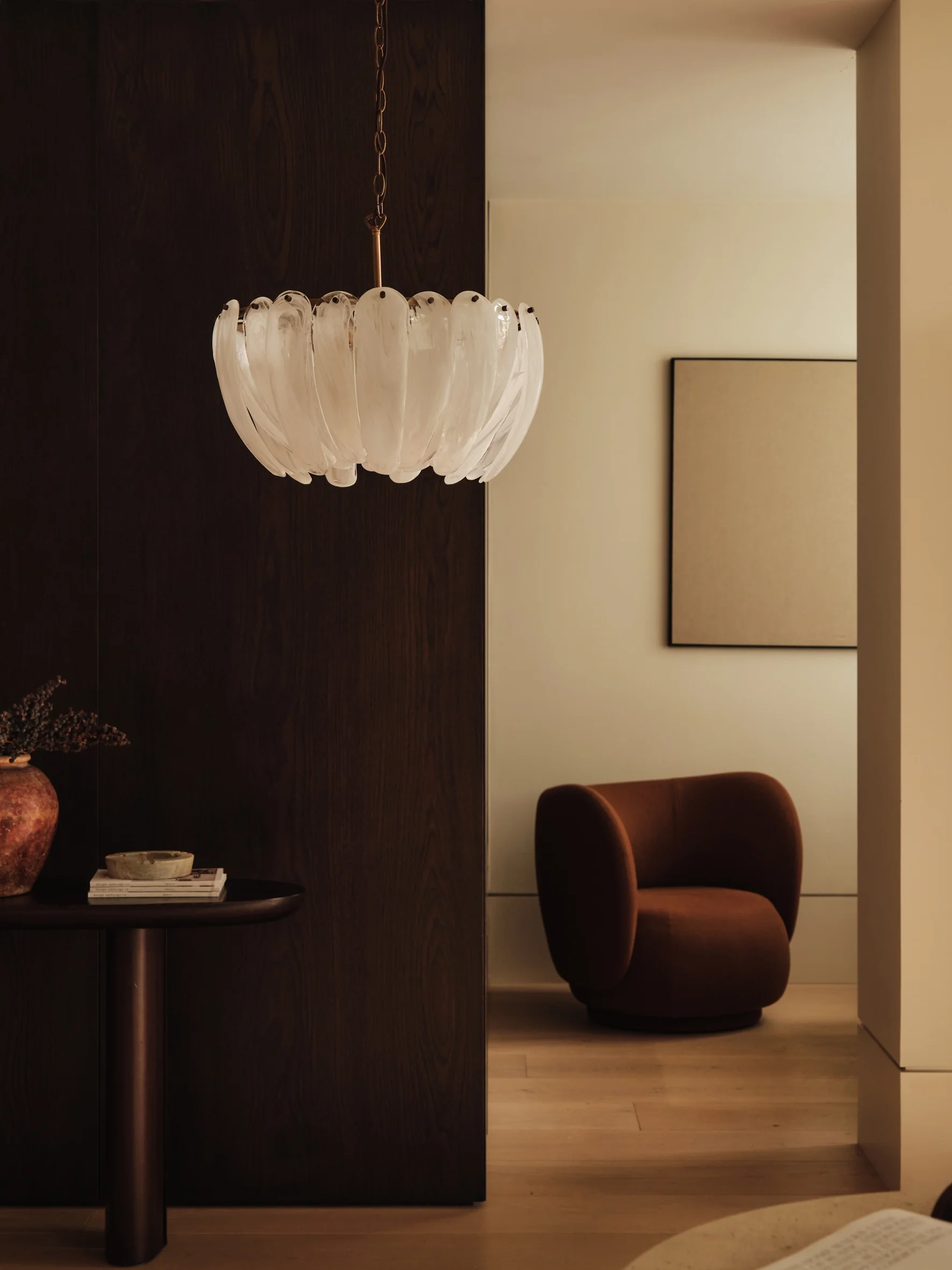 Curved glass chandelie