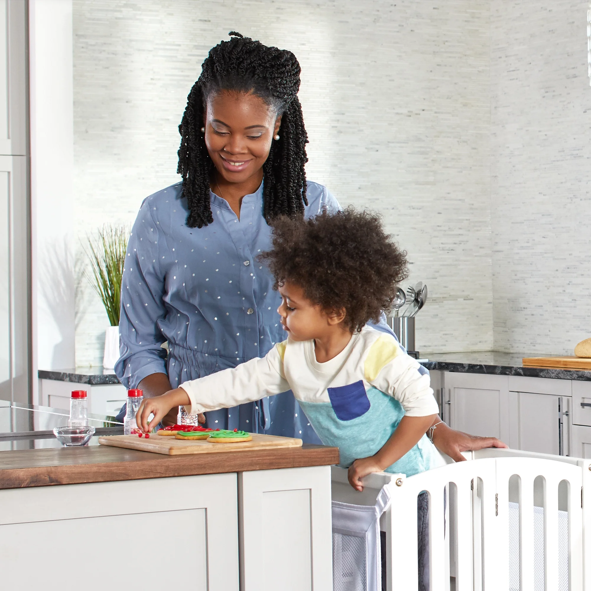 Guidecraft Contemporary Kitchen Helper Step Stool - White: Adjustable, Folding Montessori Toddler Tower - Safety Learning Furniture - Image 2