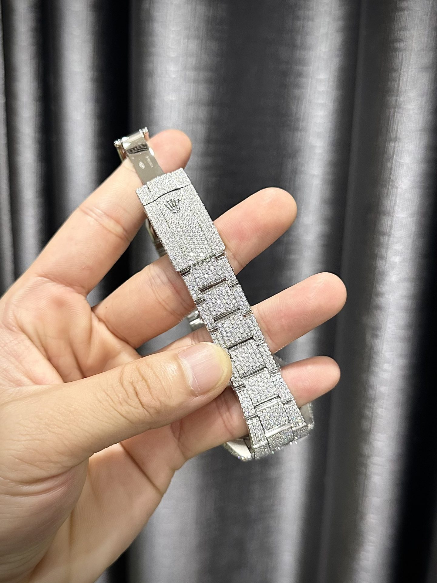 Rolex Replica 1:1 Watch DateJust Supreme Full Diamond Moissanite Hong Kong 41mm - Top club
