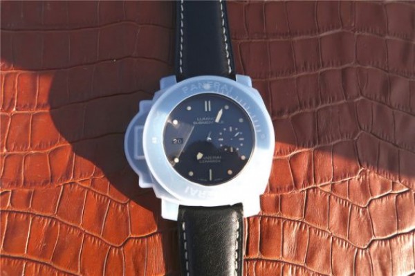 Replica Panerai PAM607 XF Left Handed Real Ceramic Black Leather Strap P9000 - Top club