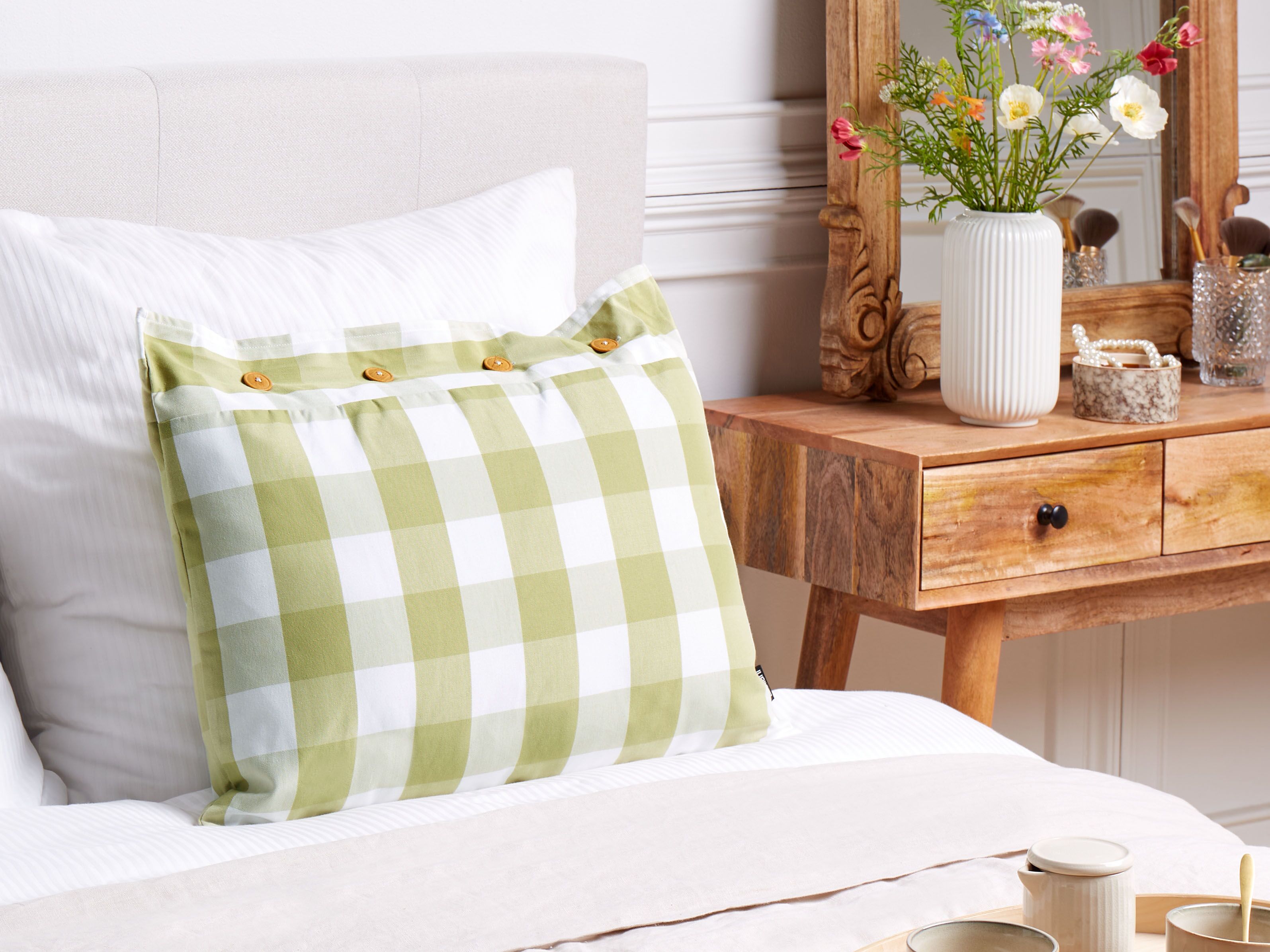 Throw Cushion TAMNINE 40 x 60 cm Light Green Checked