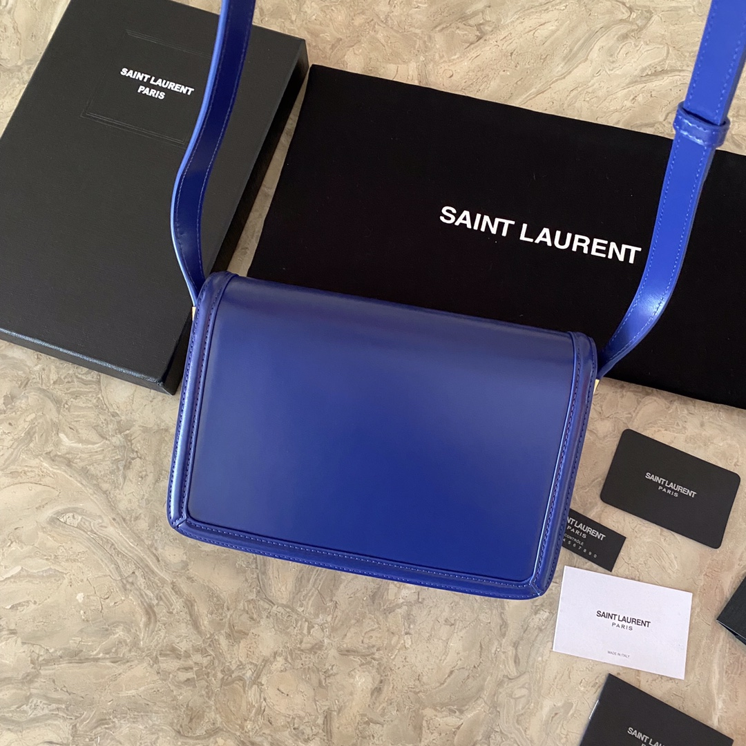 SOLFERINO MIDDLE SATCHEL IN LACQUERED AYERS1:1High-quality replica