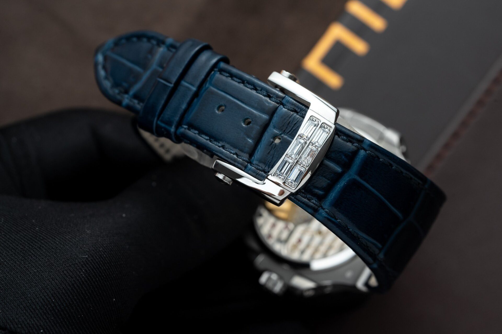 Patek Philippe Nautilus 5724G Replica Watch Blue GRF 40mm - Top club