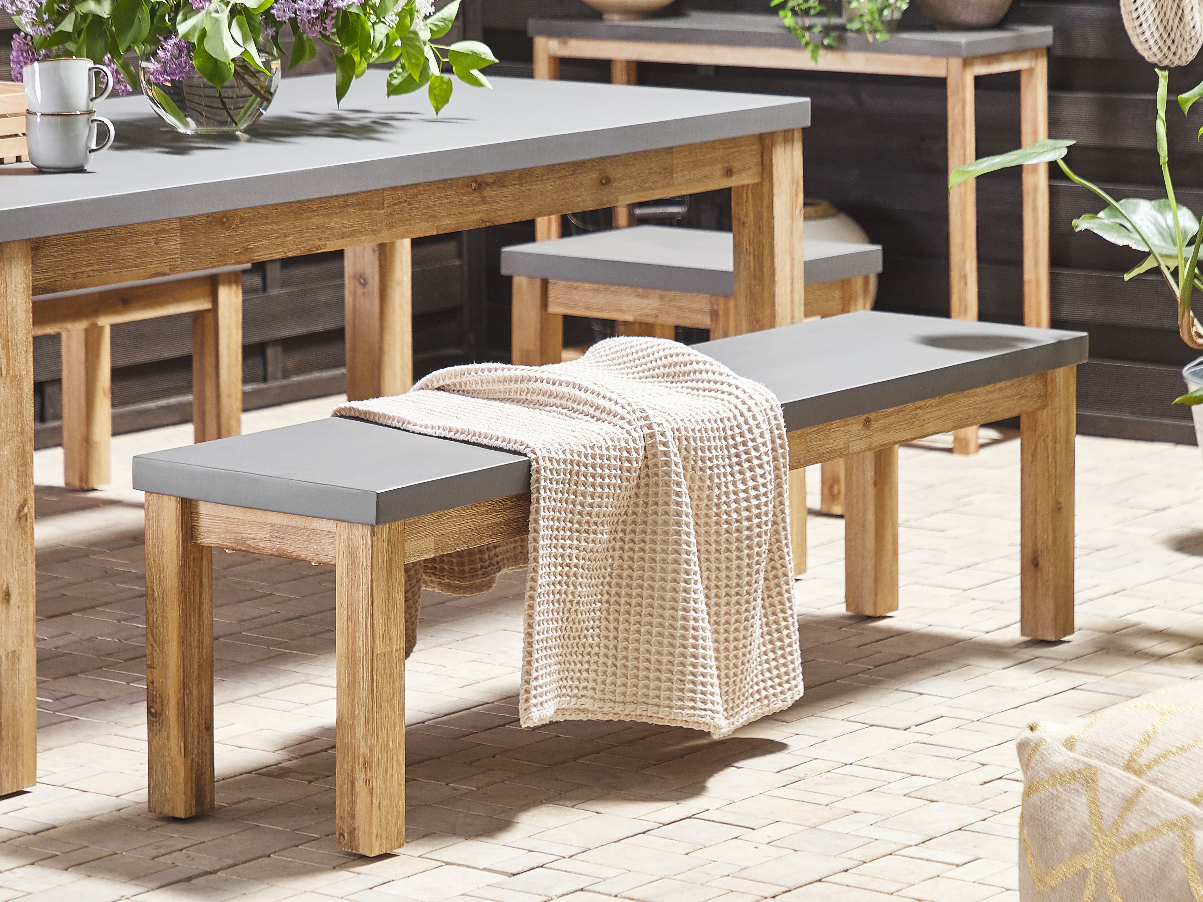 Garden Bench OSTUNI 160 cm Concrete Grey