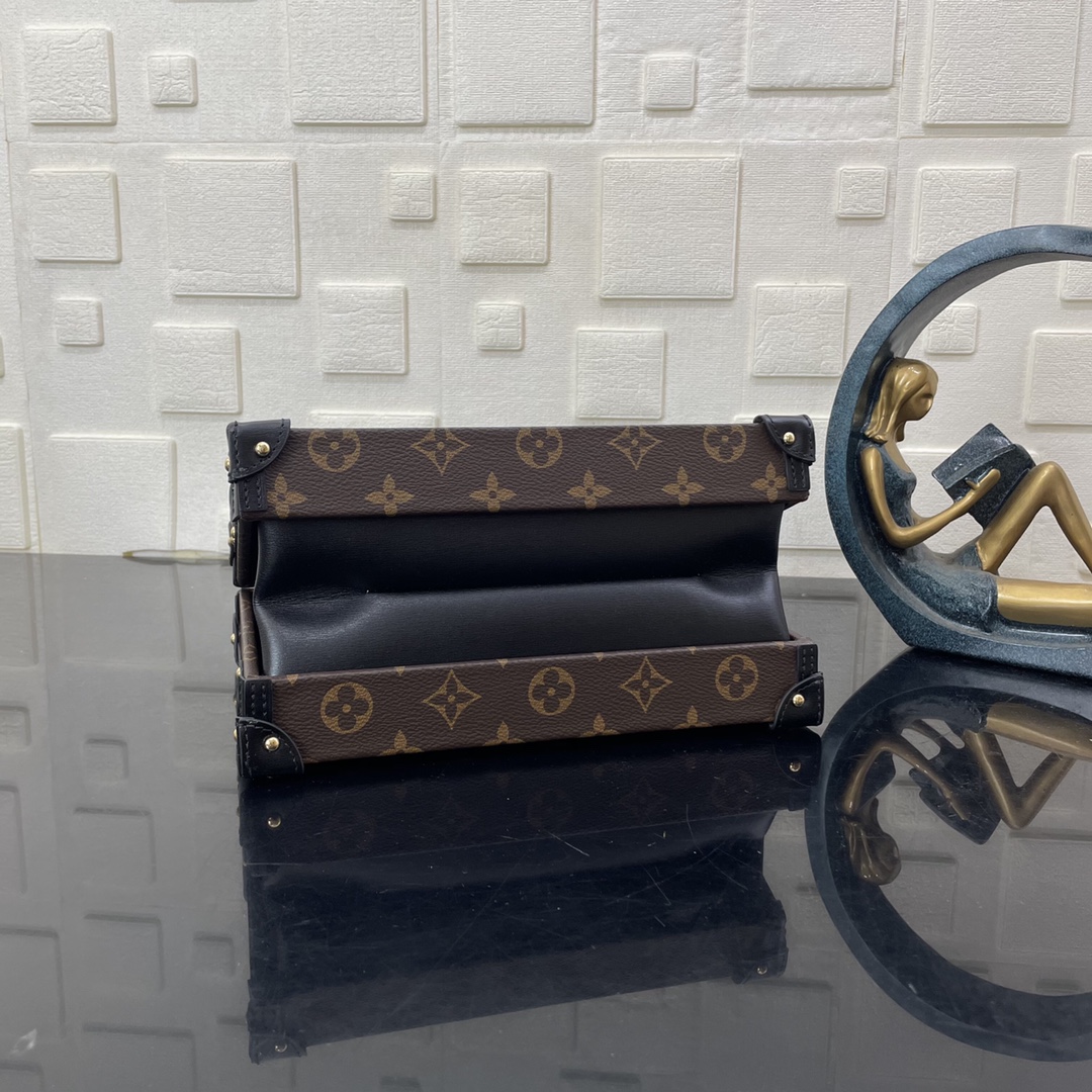 Louis Vuitton Petite Malle M459431:1High-quality replica