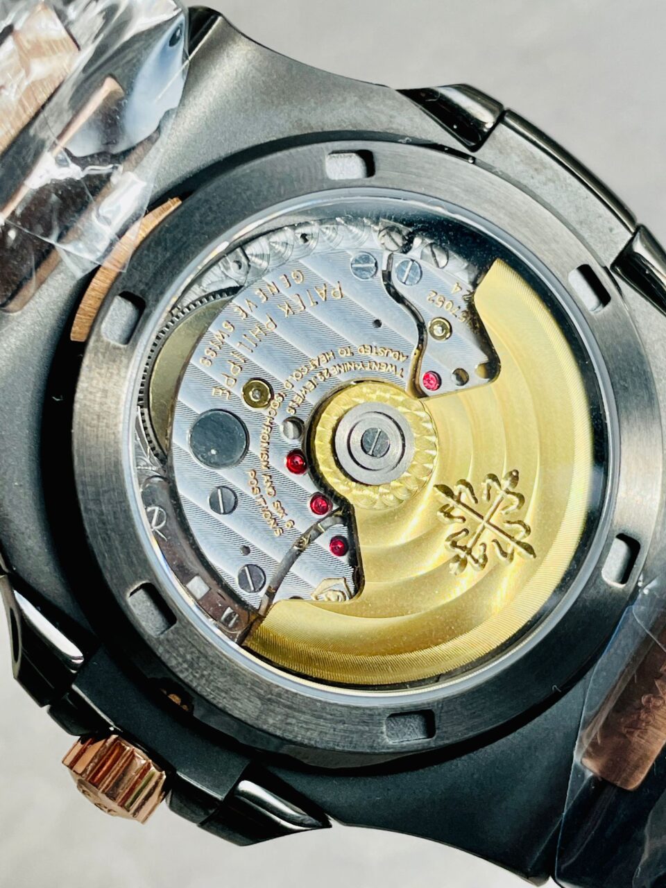 Replica PATEK PHILIPPE Nautilus 5711 DIW Carbon DIWF 1:1 Best Edition Black Textured Dial on Carbon/RG Bracelet 324CS - Top club