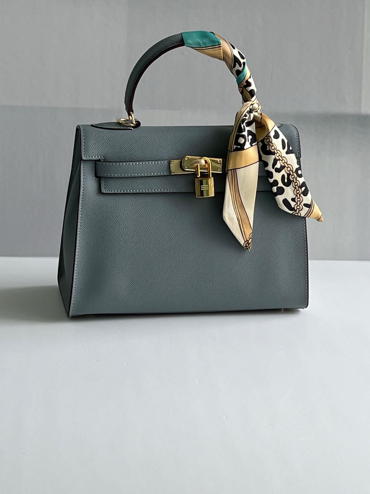 Hermès Kelly 25 – Master Quality Handbag1:1High-quality replica