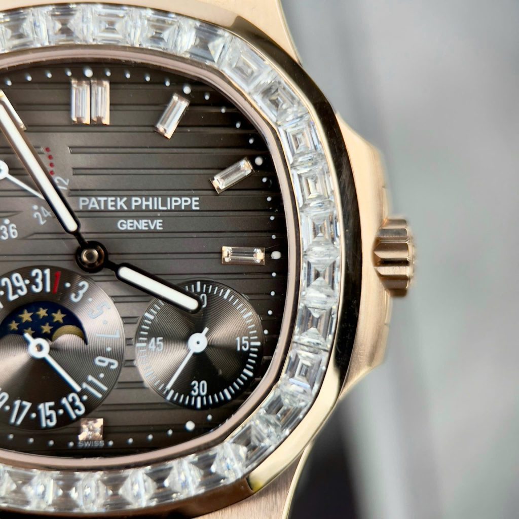 Patek Philippe Nautilus 5724R Gray Dial Replica Watch Gold Wrapped + Moissanite Diamonds PPF 40mm - Top club