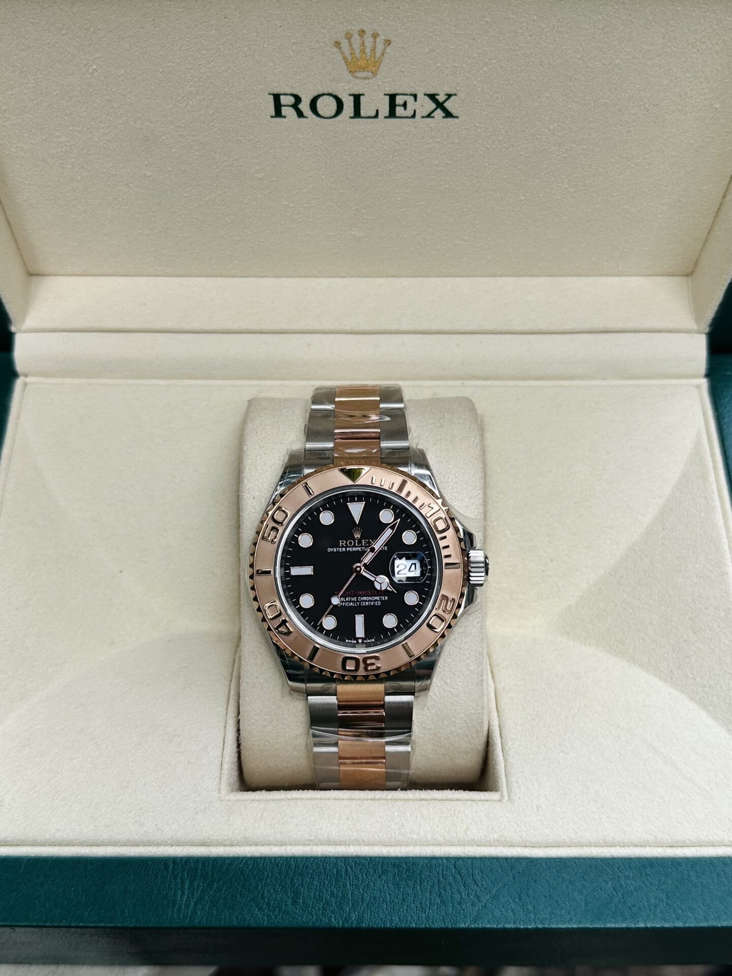 Rolex Yacht Master 126621 Replica 1:1 Watch Black Dial Clean Factory 40mm - Elite Watch Atelier