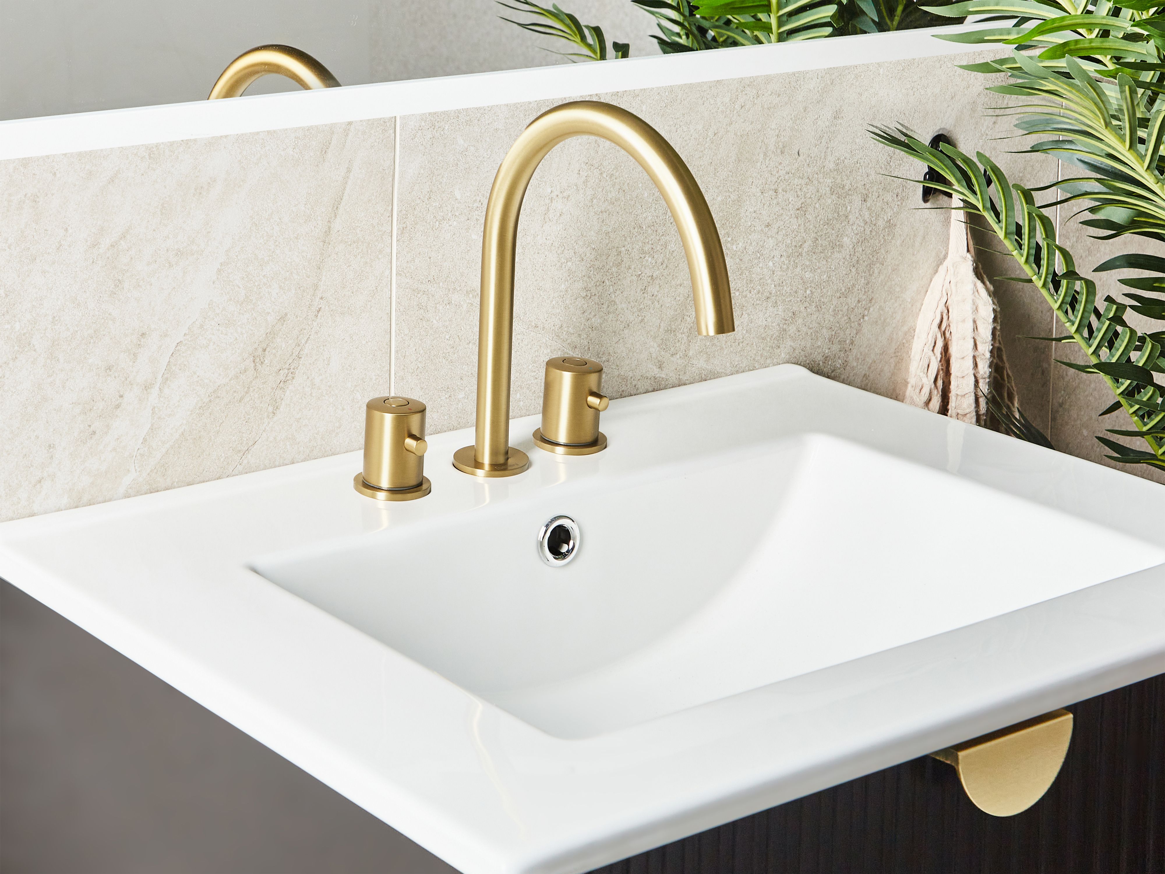 Basin Mixer Tap PILCOMAYO Brass Gold