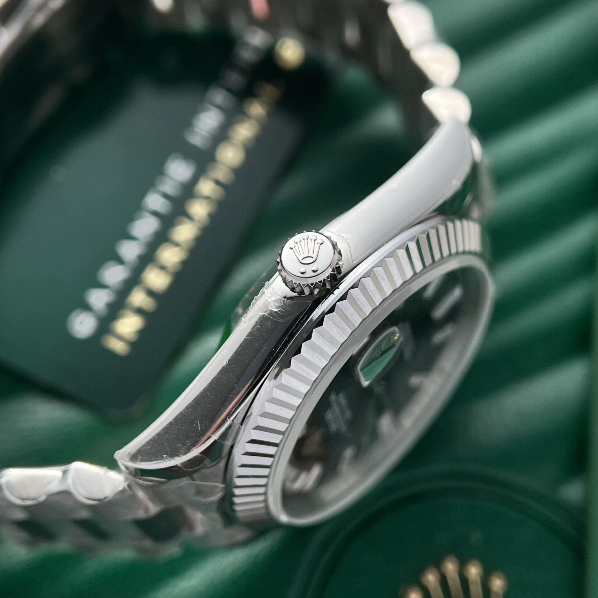 Rolex Replica Watches Day-Date Mother Of Pearl Dial 40mm - Elite Watch Atelier