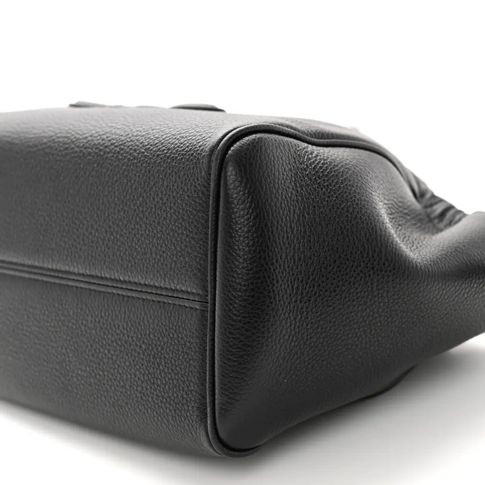 Mirror Quality Replica Celine Black Calfskin Cuir Triomphe Bag1:1High-quality replica