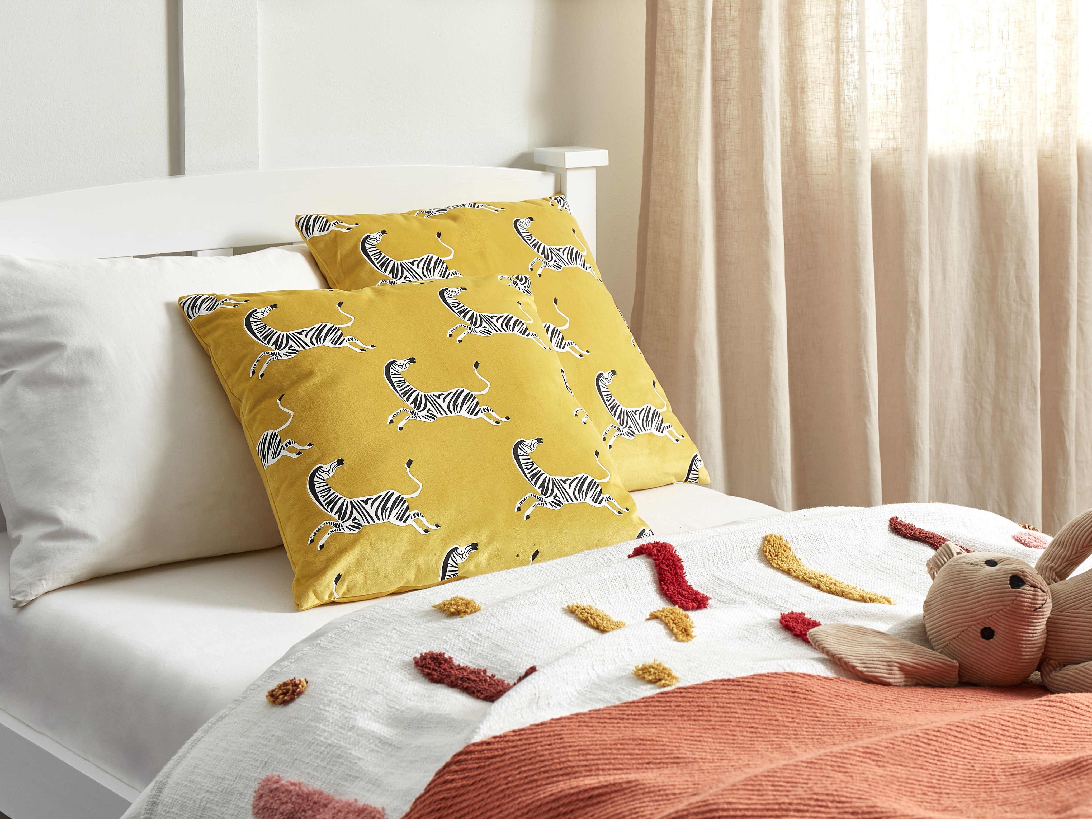 Set of 2 Decorative Cushions ACONITUM Velvet 45 x 45 cm Yellow Animal Pattern