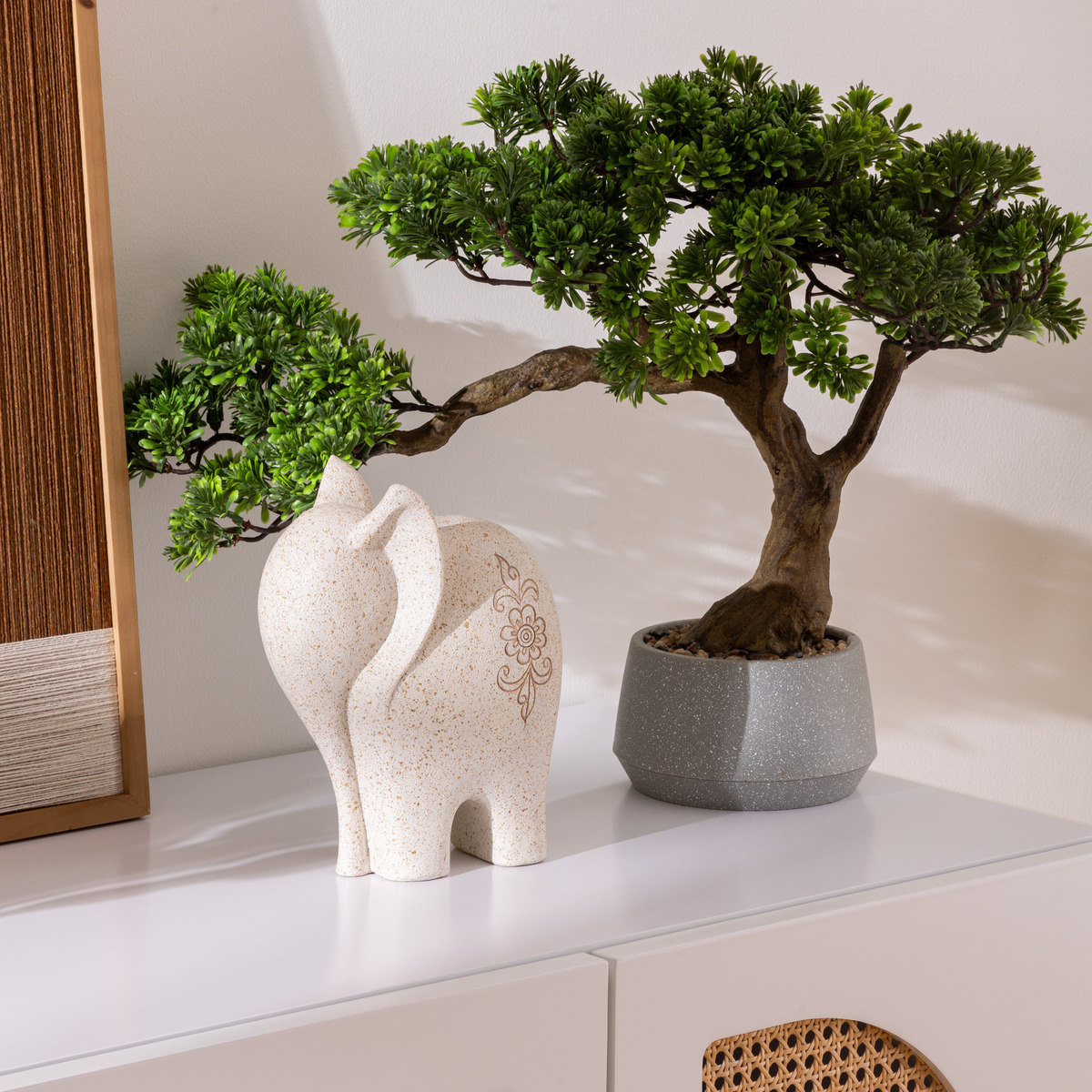 Elephant statuette "Nola" Beige, H.23 cm