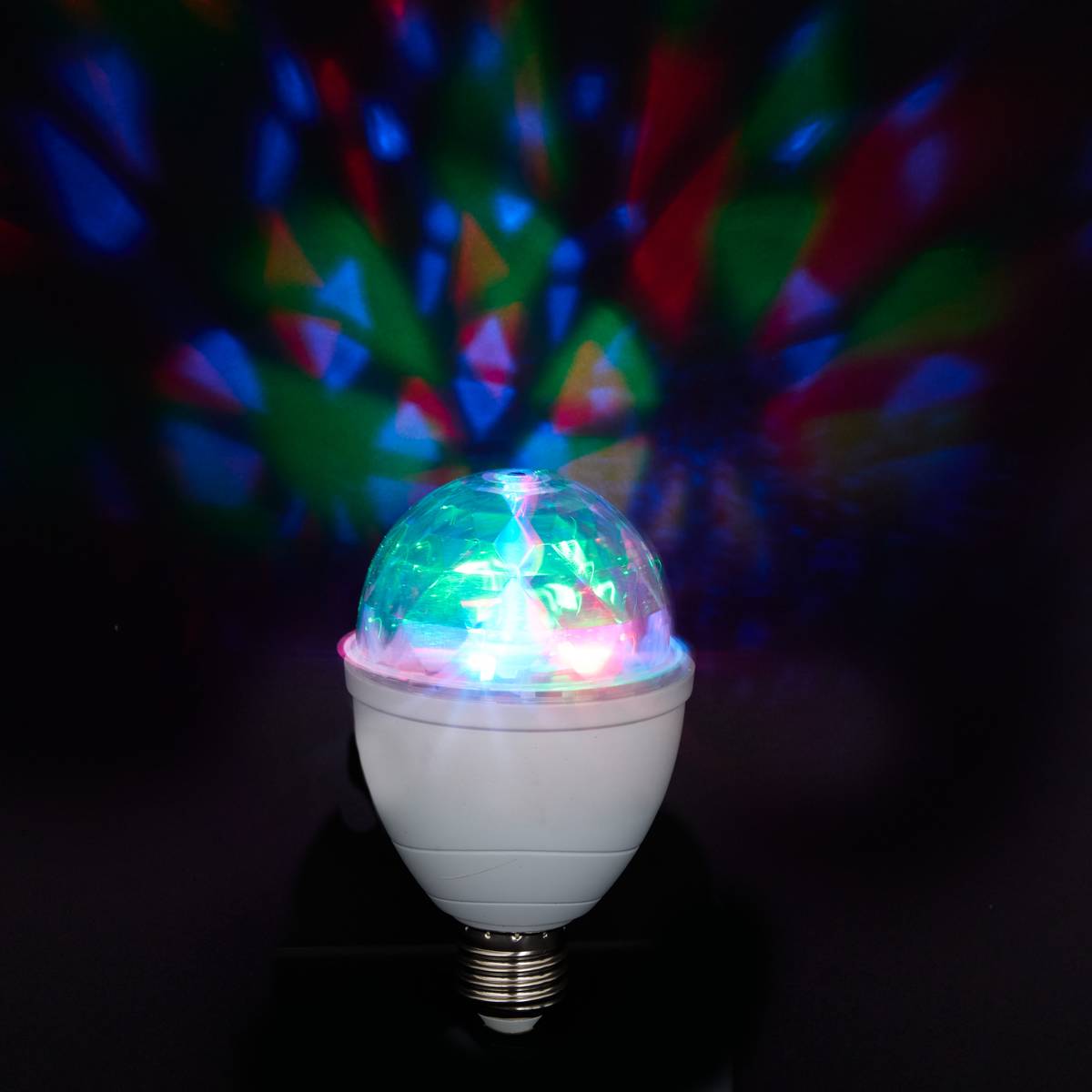 "Disco" Bulb Multi-color / variable, E27