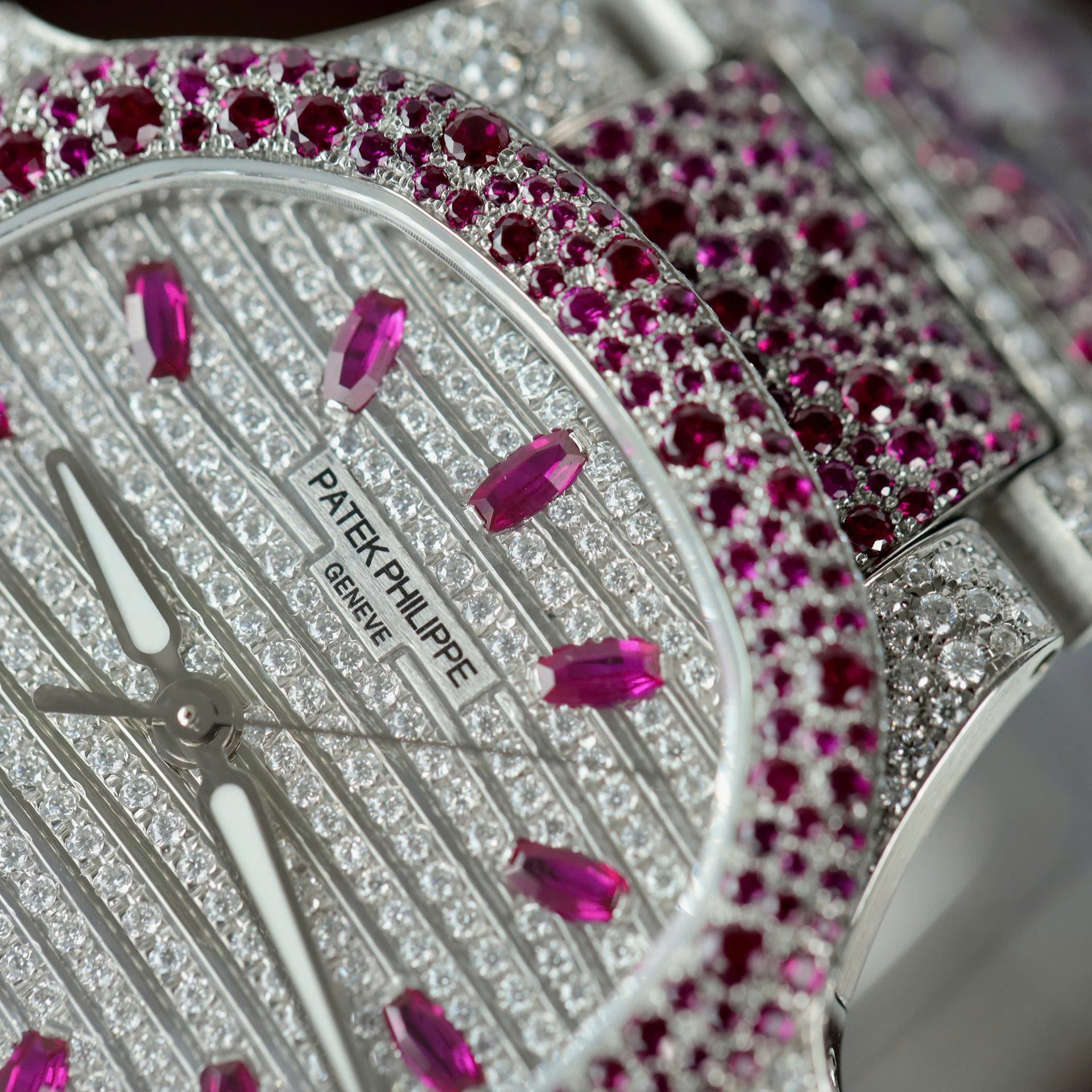 Patek Philippe Replica Watches Nautilus Haute Joaillerie 7118 Custom Full Moissanite Diamonds 35.2mm - Top club