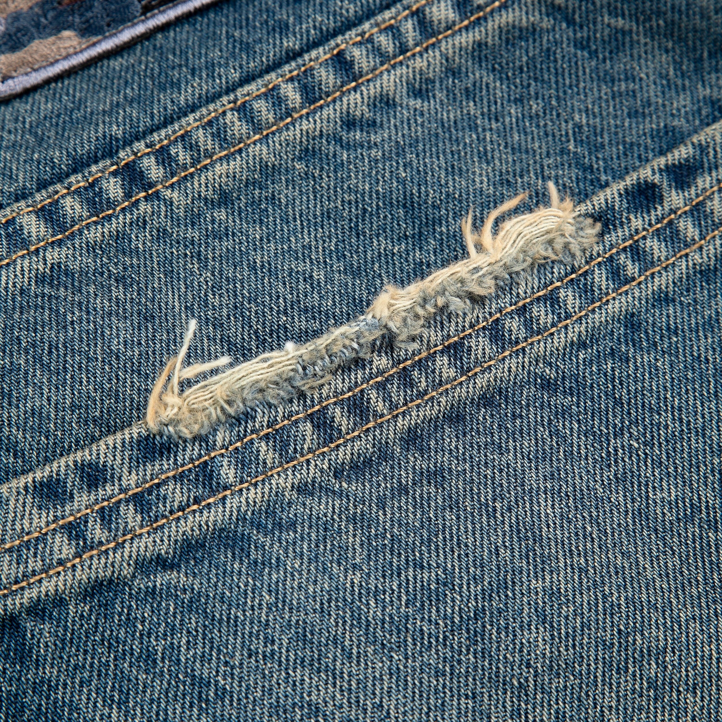 "lotus" Jorts indigo