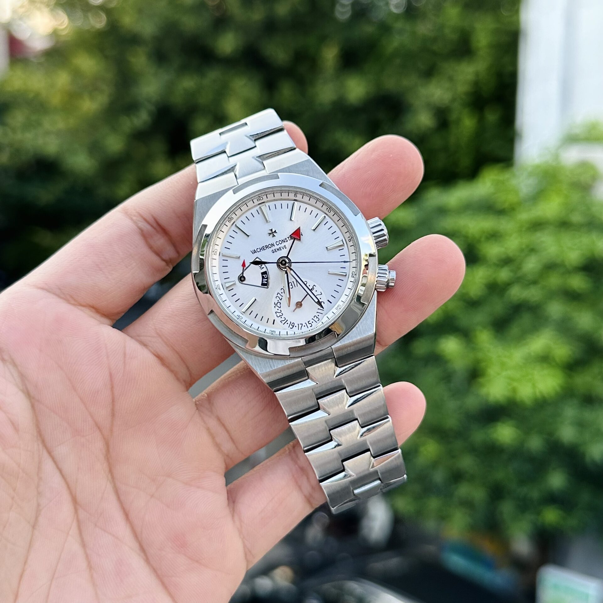 Vacheron Constantin Overseas 7900V Dual Time Replica 1:1 Watch 41mm - Elite Watch Atelier