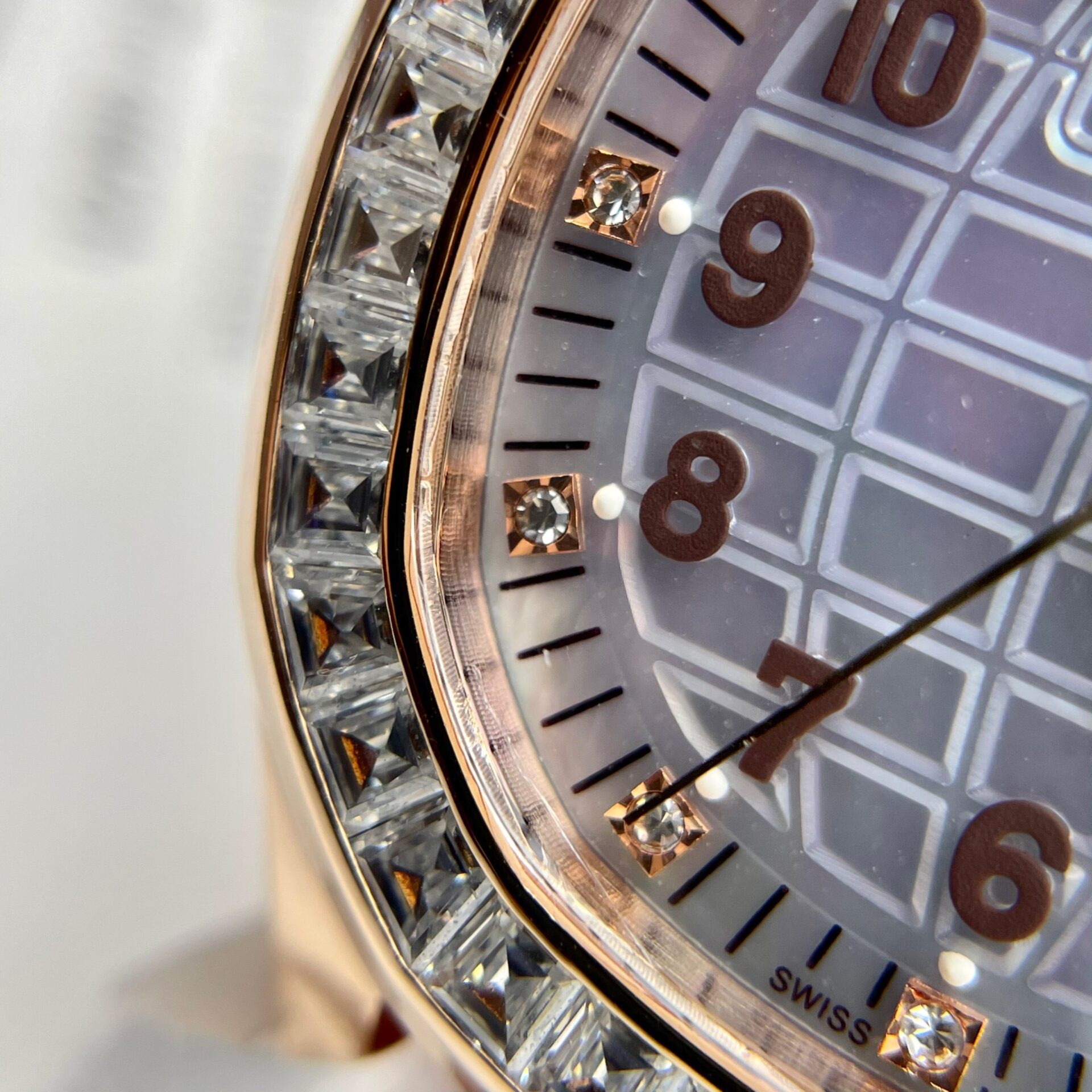 Patek Philippe Replica Watch Aquanaut 5072R Gold Wrapped Moissanite Diamond 35.6mm - Top club