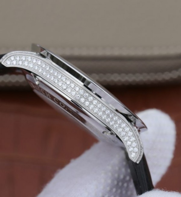 Replica IWC ZF Portuguese Chrono IW371447 Diamonds Bezel Leather Strap - Top club