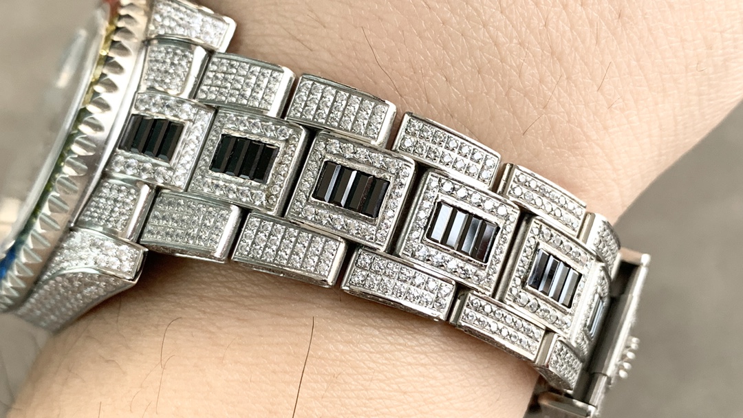Rolex Submariner Special Diamonds - Iridescent Diamonds - All Diamonds - 40mm(1:1 replica) - Elite Watch Atelier