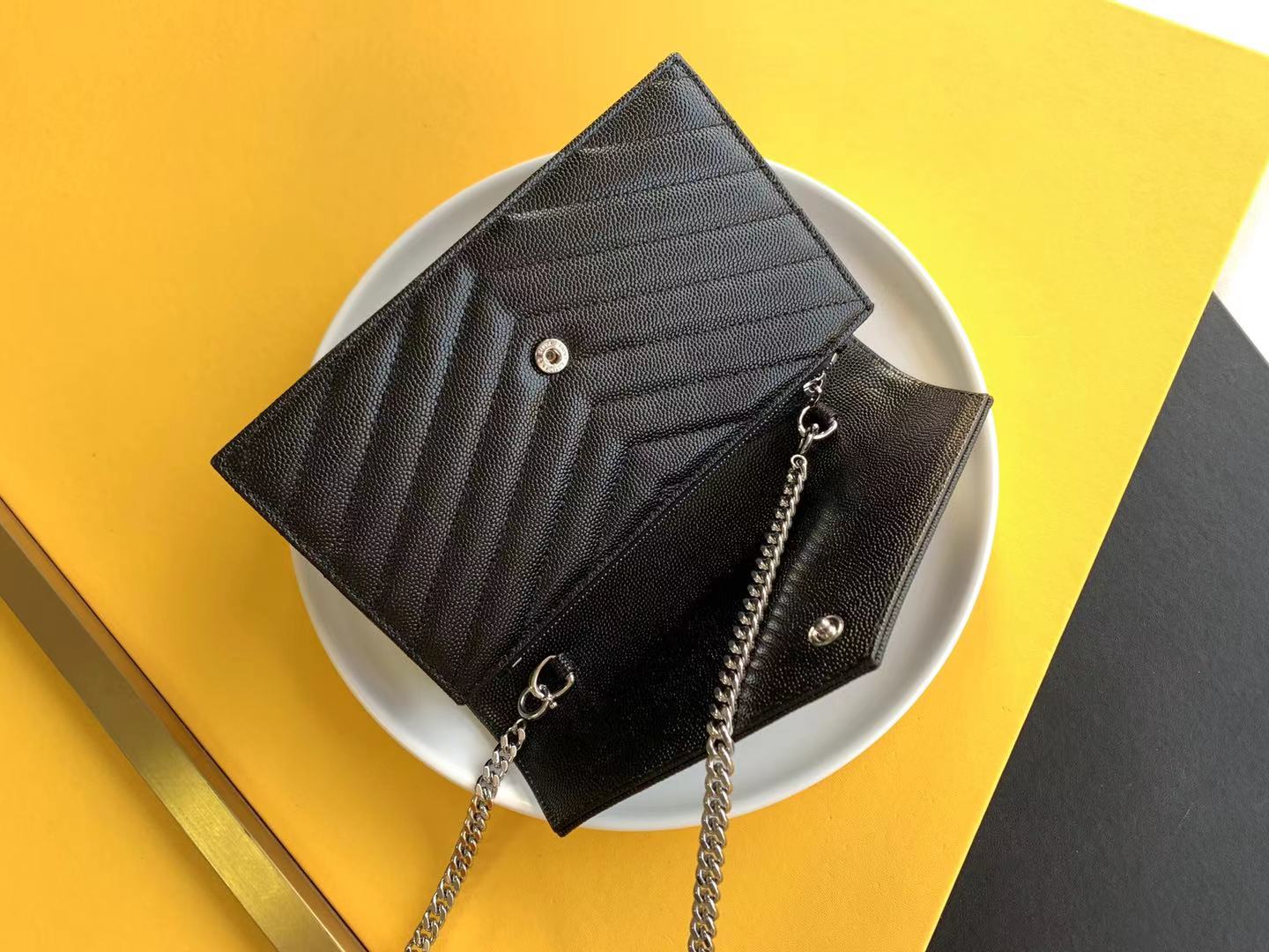 CASSANDRE MATELASSE NEVEROPE CHAIN BAG1:1High-quality replica