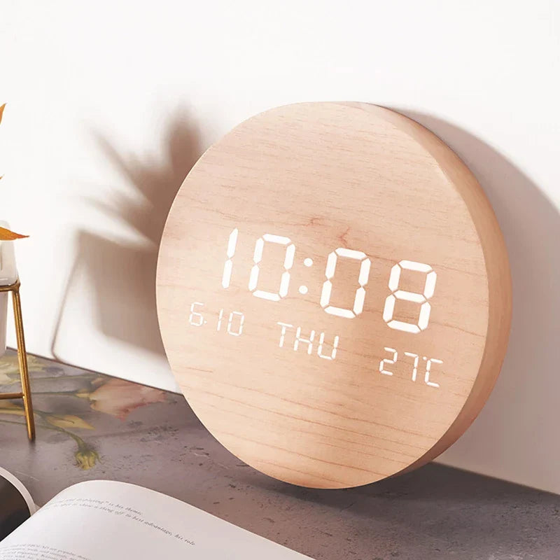 WoodenWake | Milieuvriendelijke LED Klok voor op het Bureau