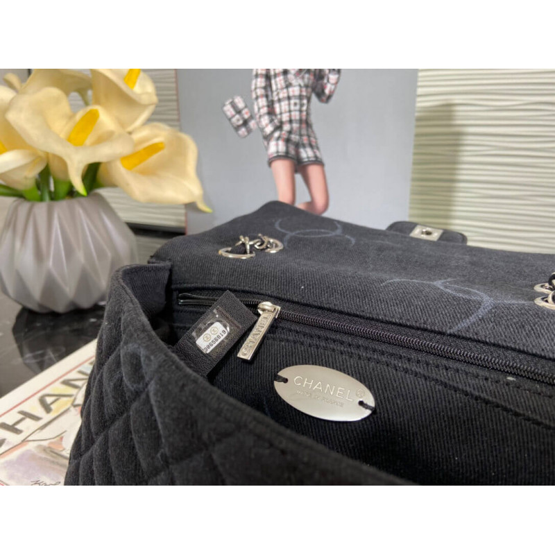 Replica Chanel Denim Classic Flap Medium Bag As20711:1High-quality replica