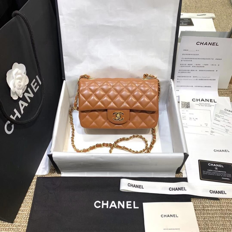 Replica Chanel Lambskin 20Cm Classic Flap Bag 11161:1High-quality replica