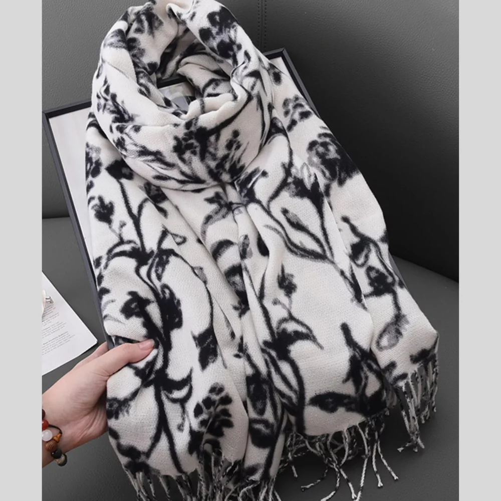 Floral Print Scarf with Fringe Detail - ZKZOOK