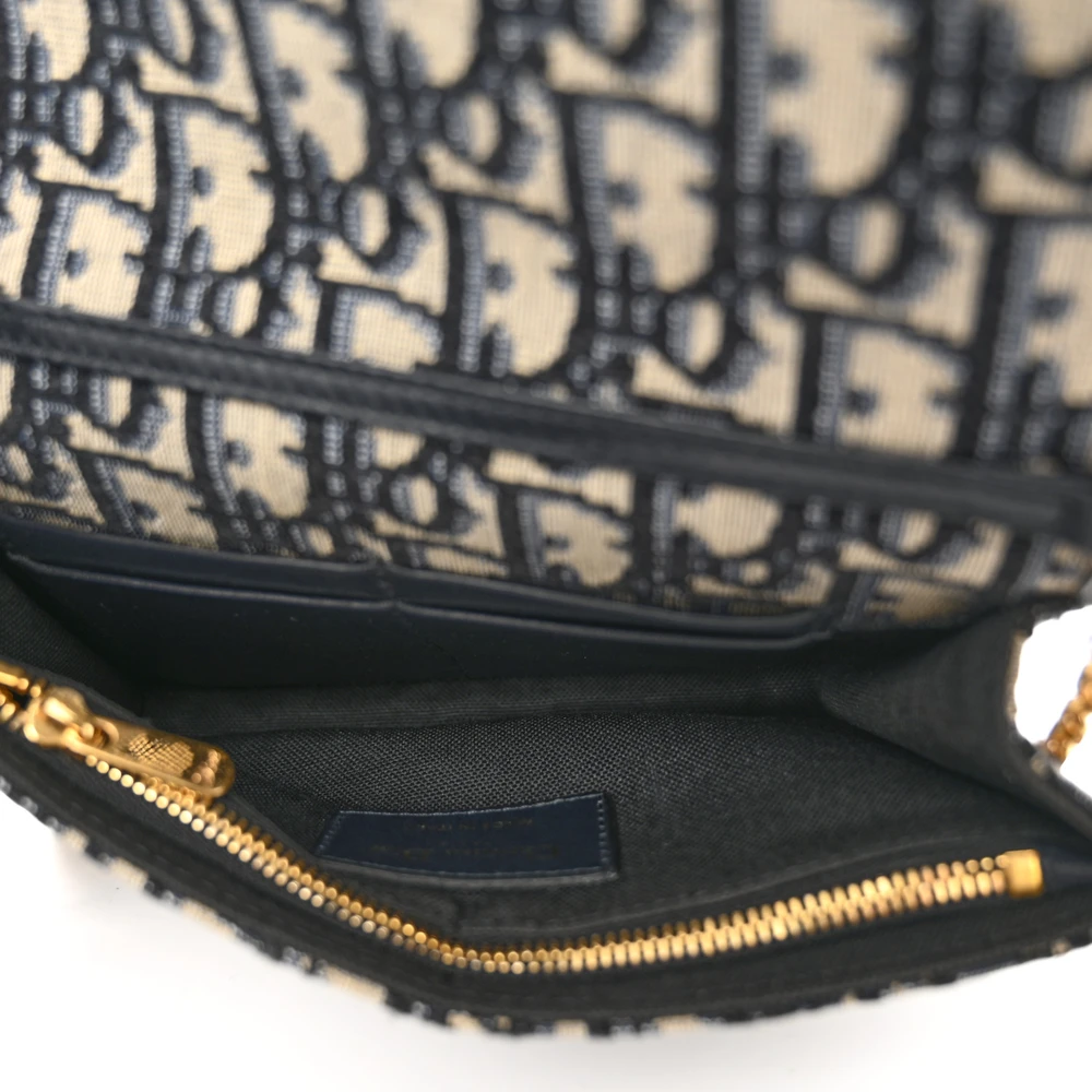 Superfake Dior Handbags That Combine Style and Quality1:1High-quality replica