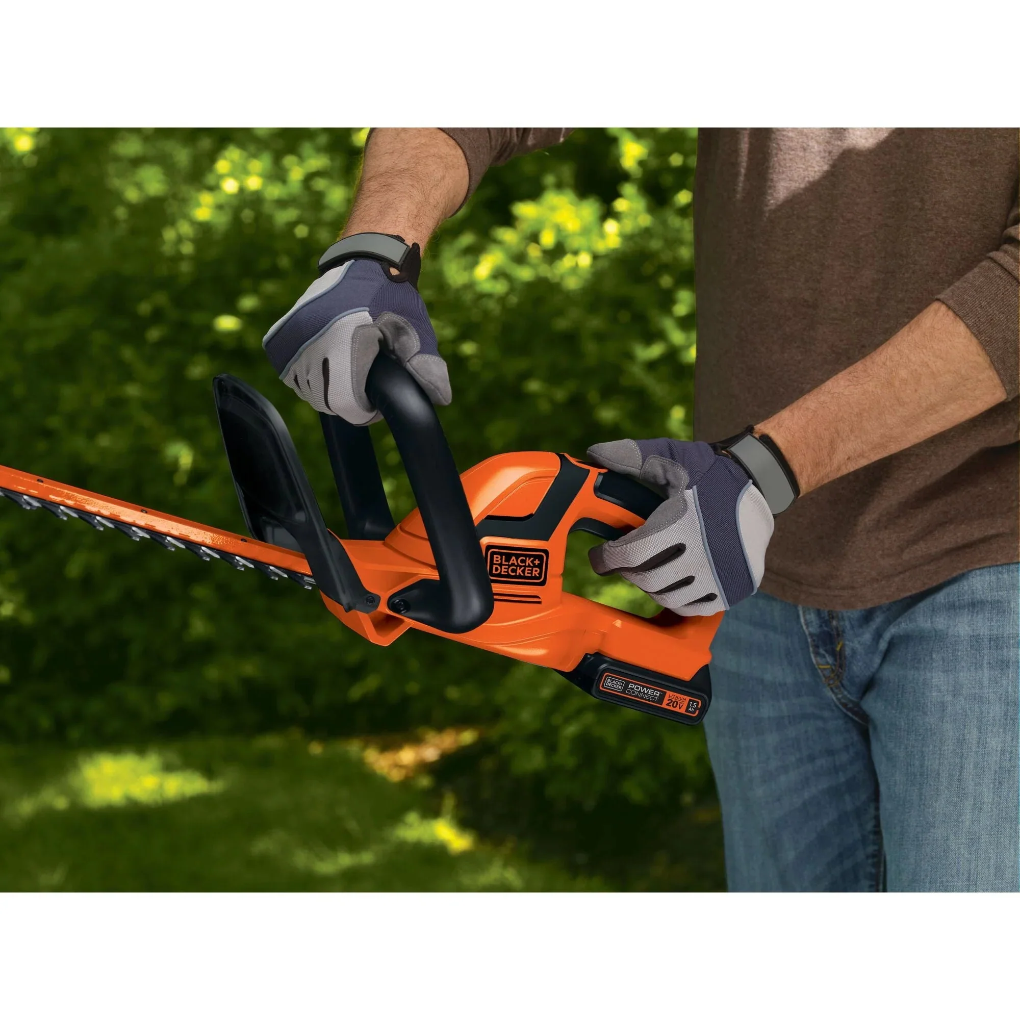 BLACK+DECKER 20V MAX Cordless Lithium 22 in Hedge Trimmer - LHT2220 - Image 14 BLACK+DECKER 20V MAX Cordless Lithium 22 in Hedge Trimmer - LHT2220 - Image 14