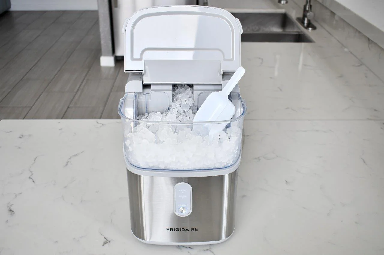 Frigidaire, 33 Lbs. Nugget Ice Maker, Black Stainless Steel, EFIC228 - Image 27