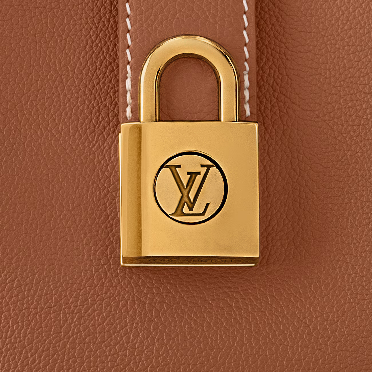 Low Key Shoulder Bag M248851:1High-quality replica