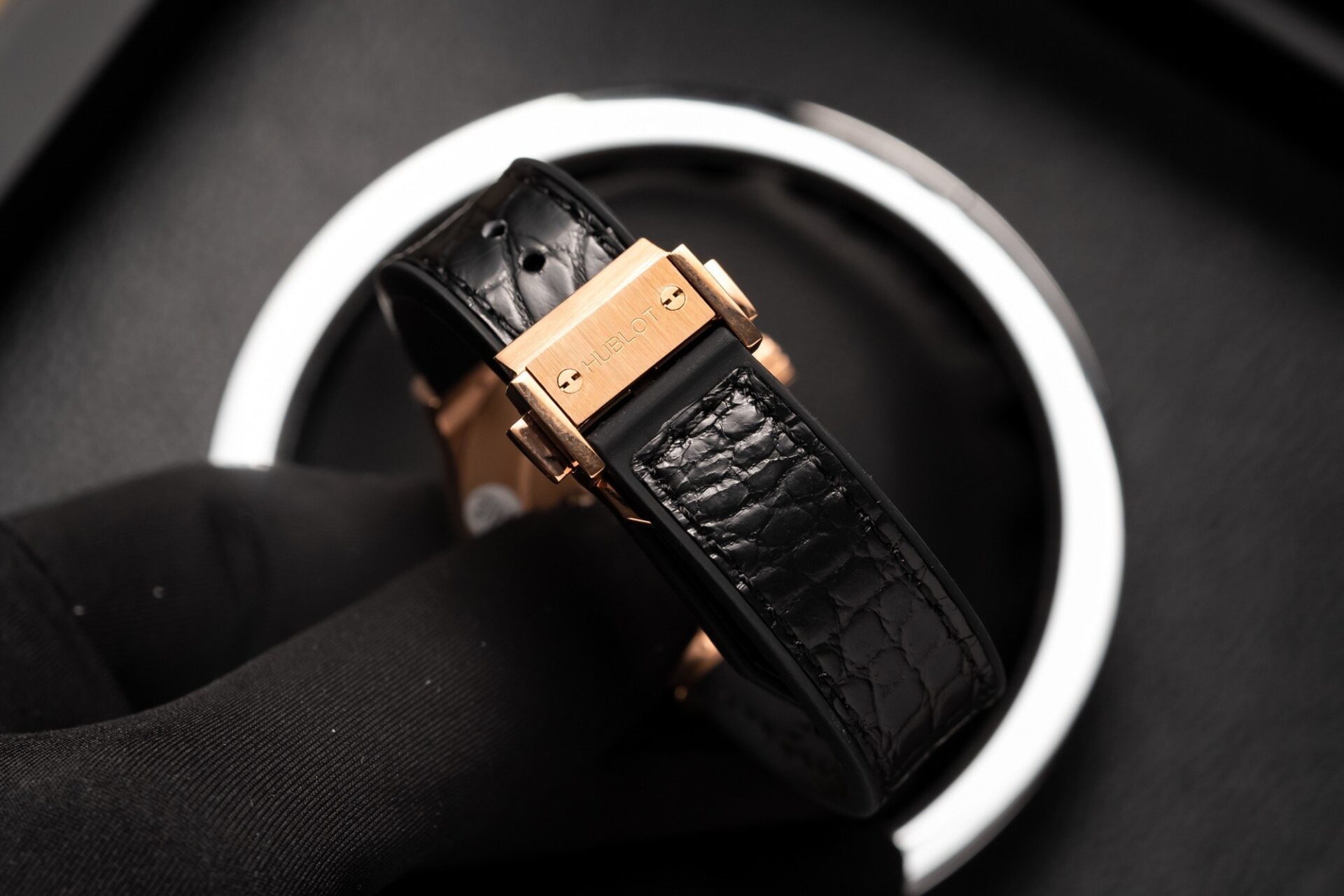 Hublot Replica 11 Watch Classic Fusion King Gold Leather Strap 33mm - Top club