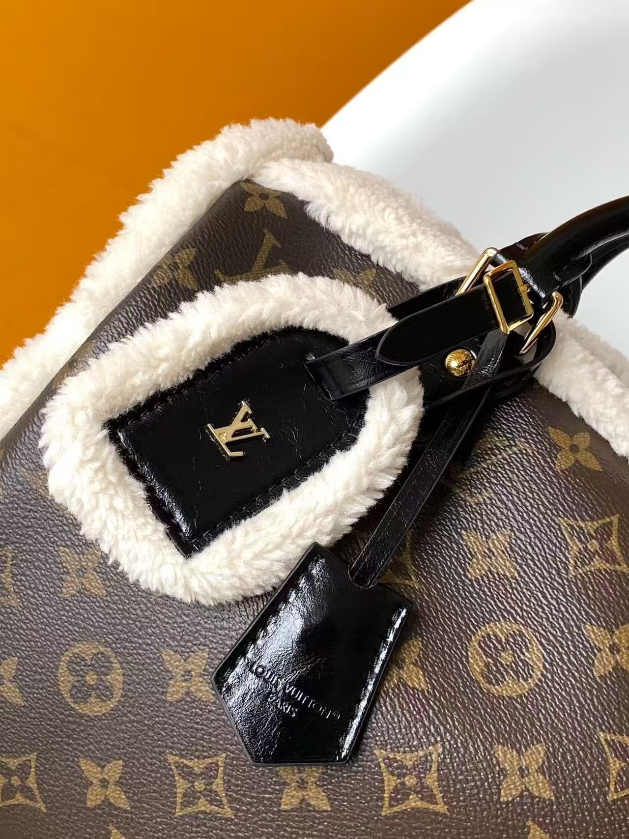 Louis Vuitton Speedy Soft 30 Teddy HandBag1:1High-quality replica