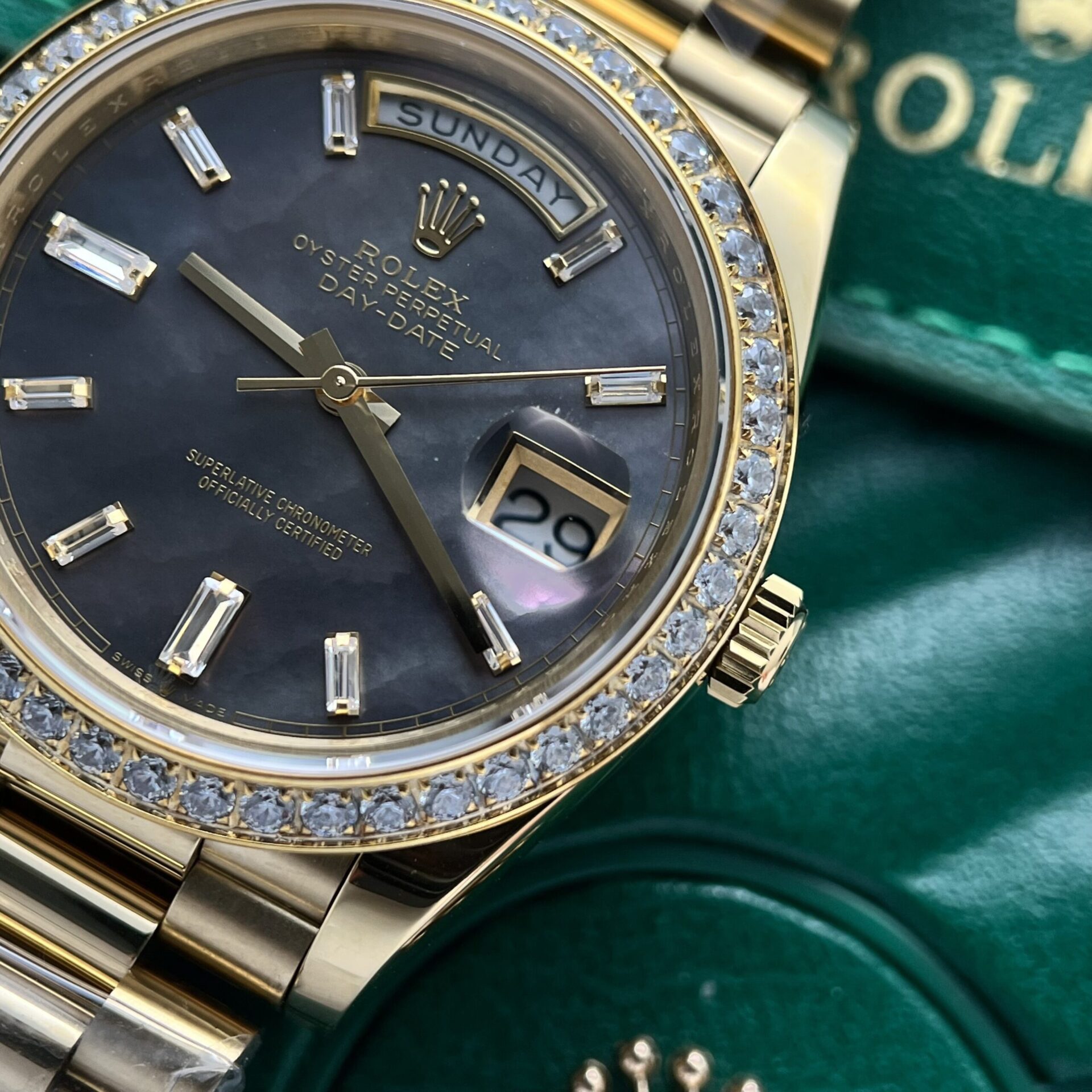 Rolex Day-Date Fake Watch Mother Of Pearl Dial President Strap 40mm - Elite Watch Atelier