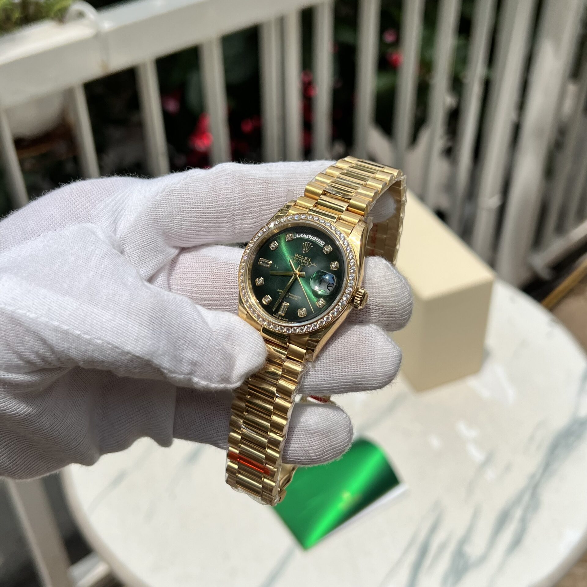 Rolex Replica 1:1 Watch Day-Date Green Dial With Diamonds EW 36mm - Elite Watch Atelier