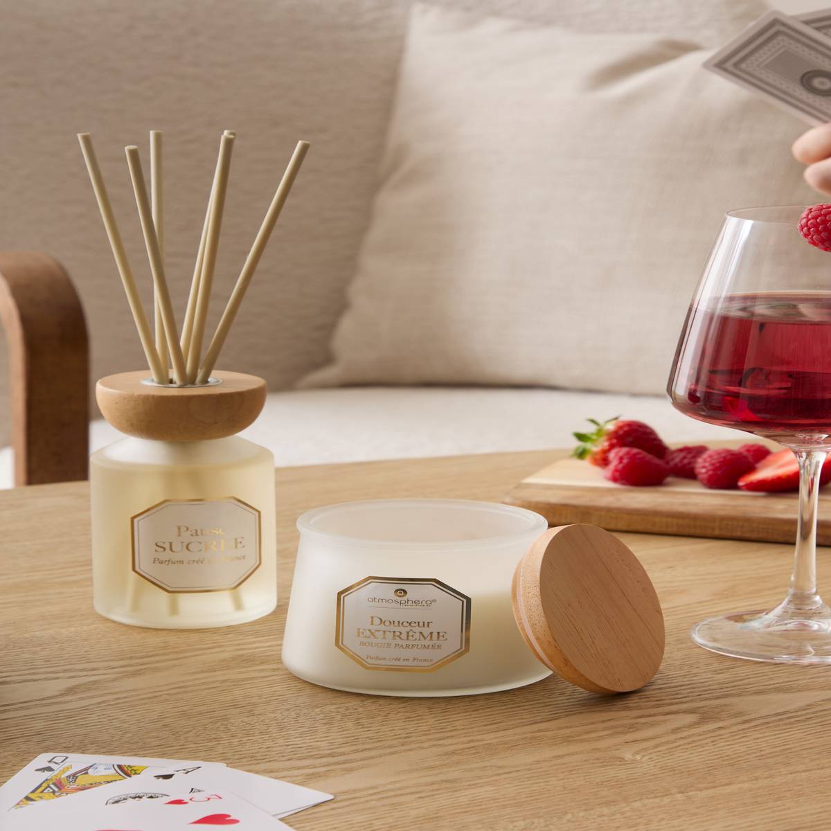 Scented Candle "Elisa" Vanilla - Cardamom - Cocoa powder, Transparent, 200g