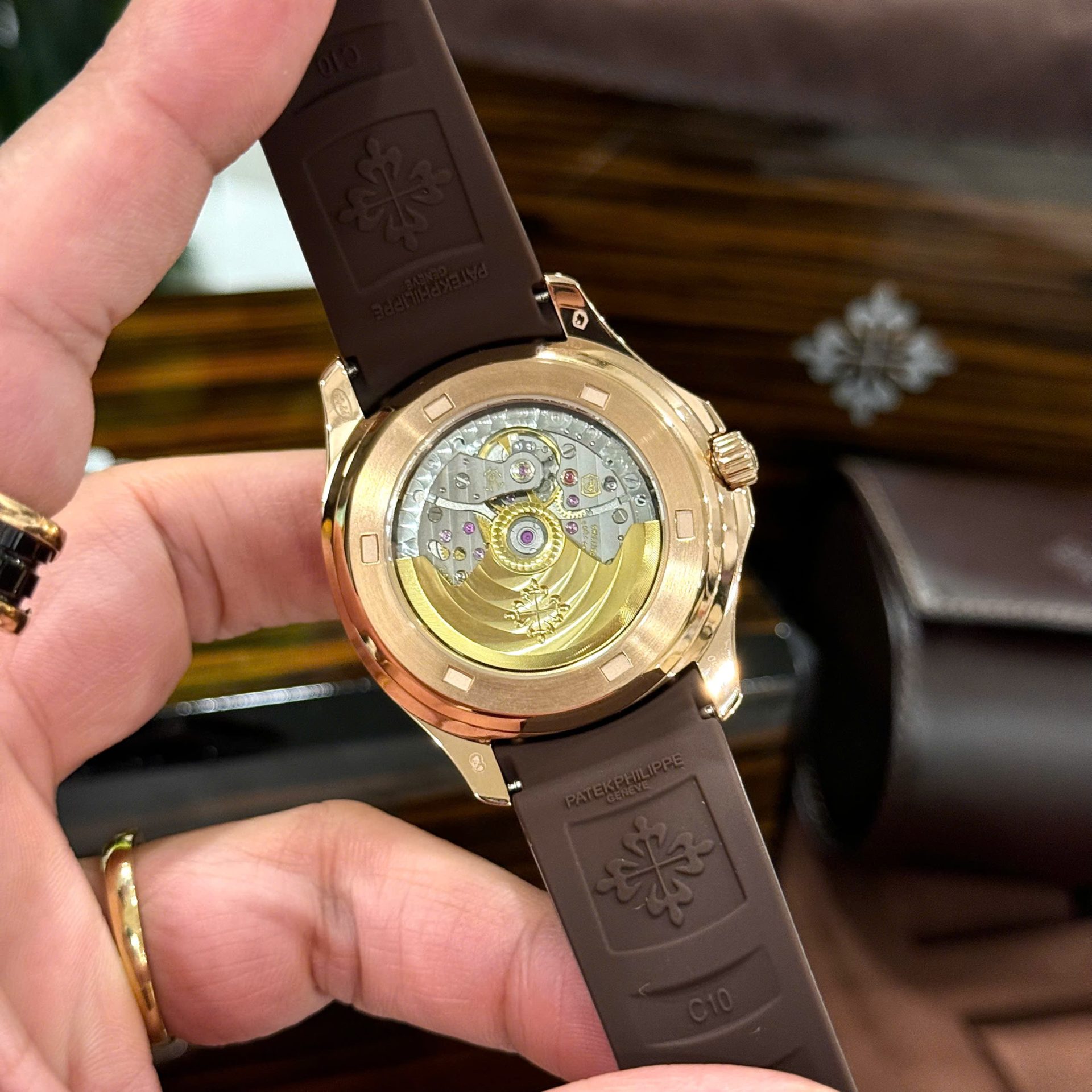 Patek Philippe Aquanaut 5261R Best Replicas Chocolate Dial Automatic Swiss Movement 40mm - Top club