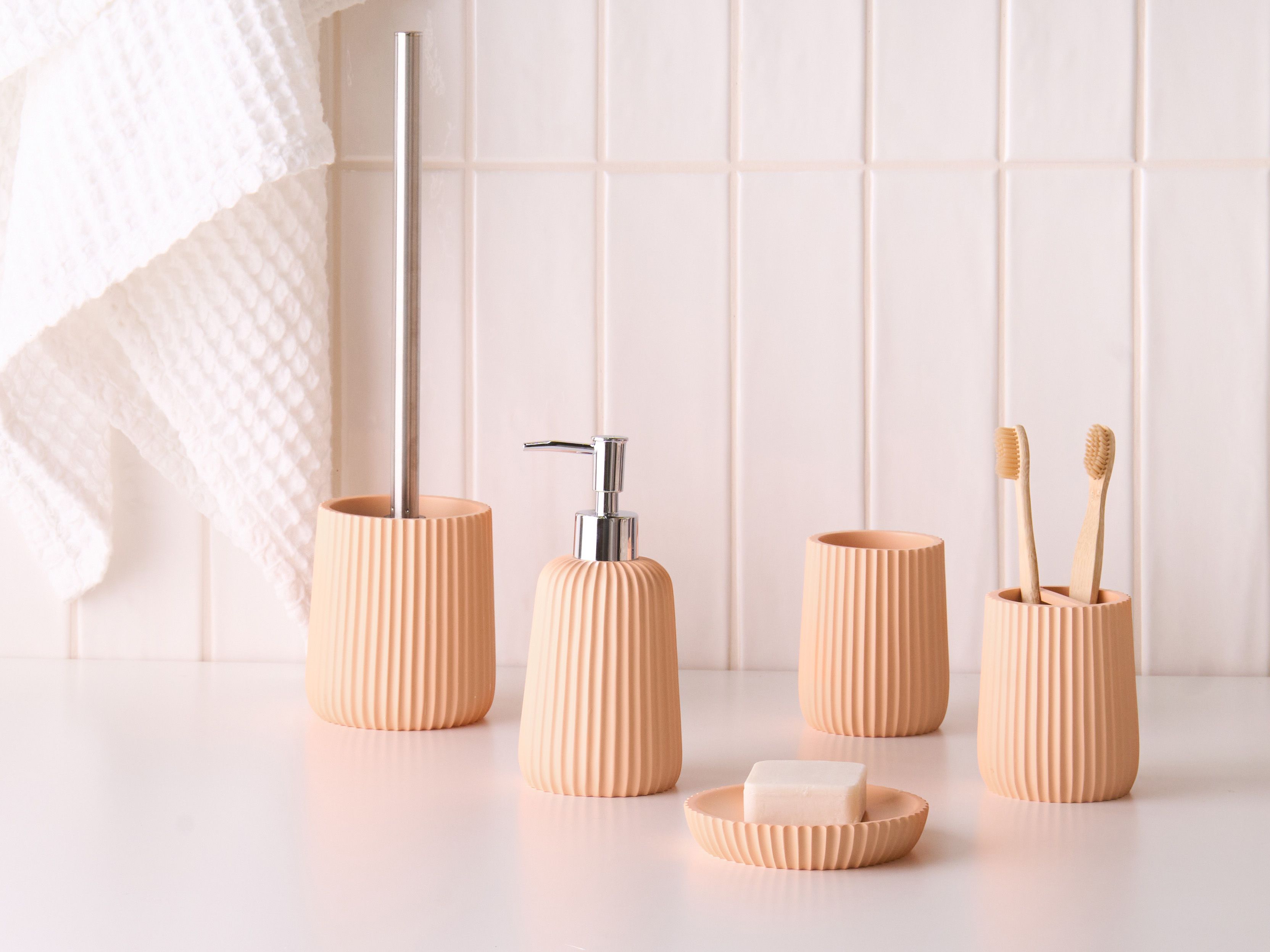 5-Piece Bathroom Accessories Set POZUZO Orange